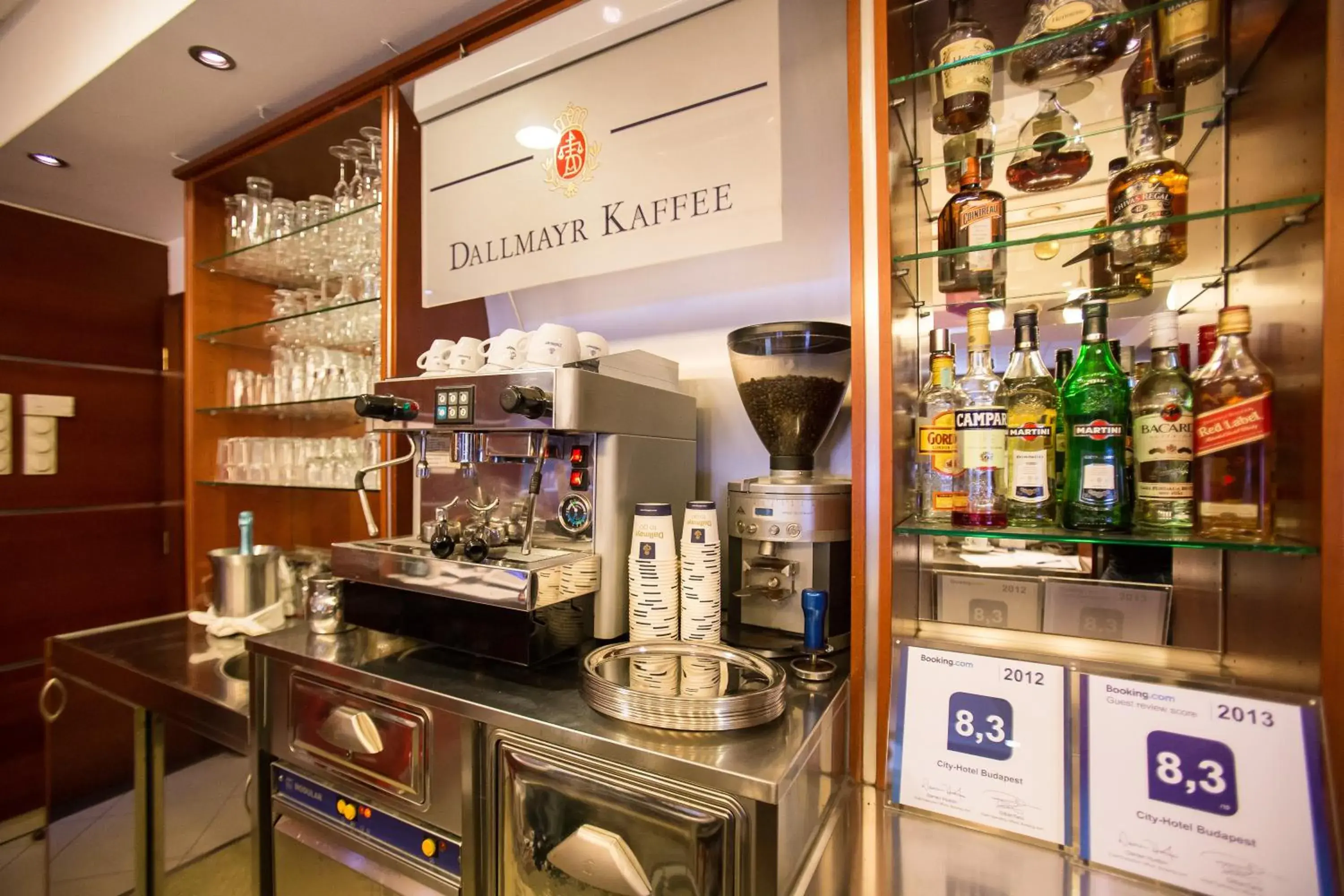 Lounge or bar in City Home Budapest Lounge or bar in City Home Budapest