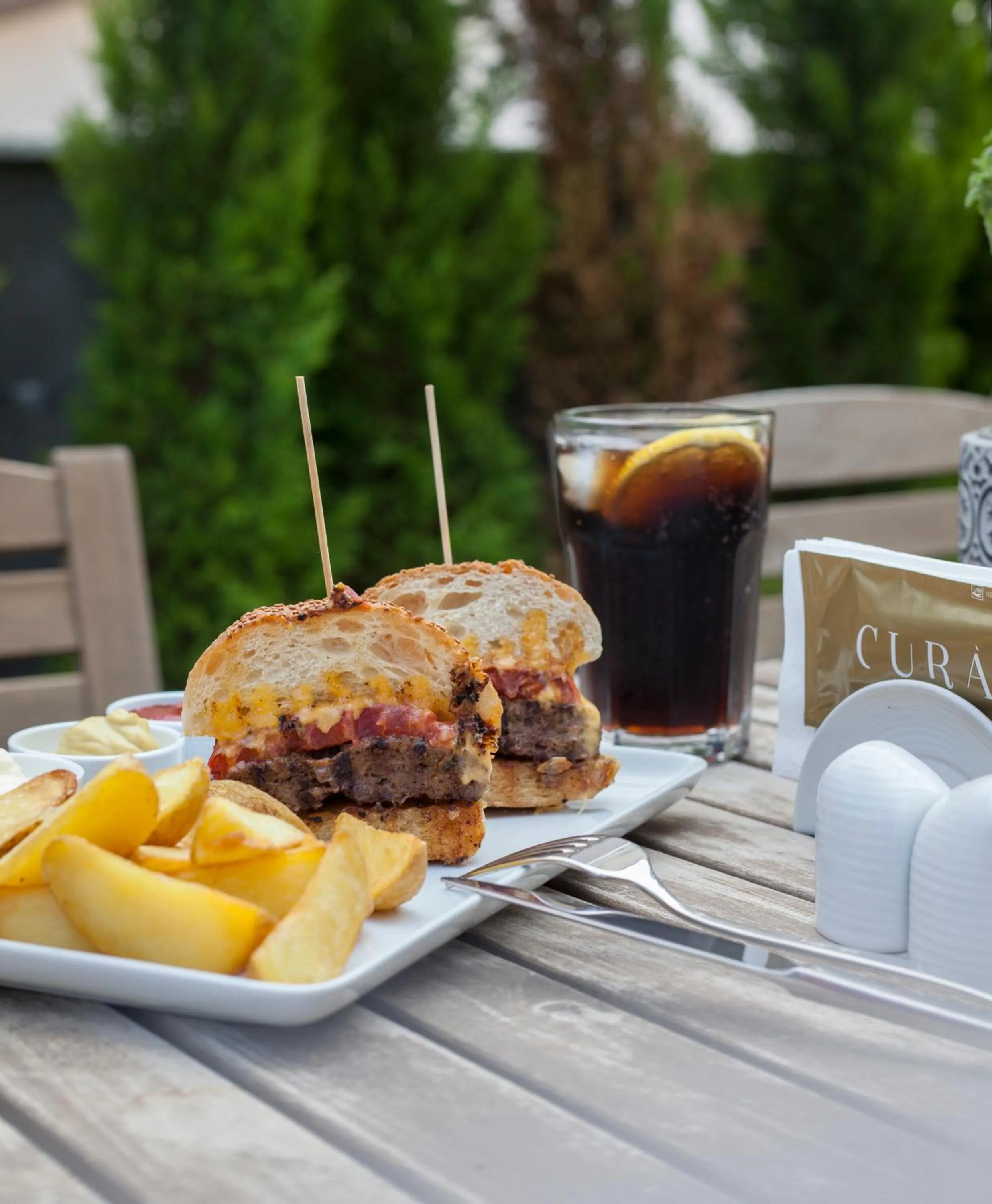 Food and drinks in Hotel Cura