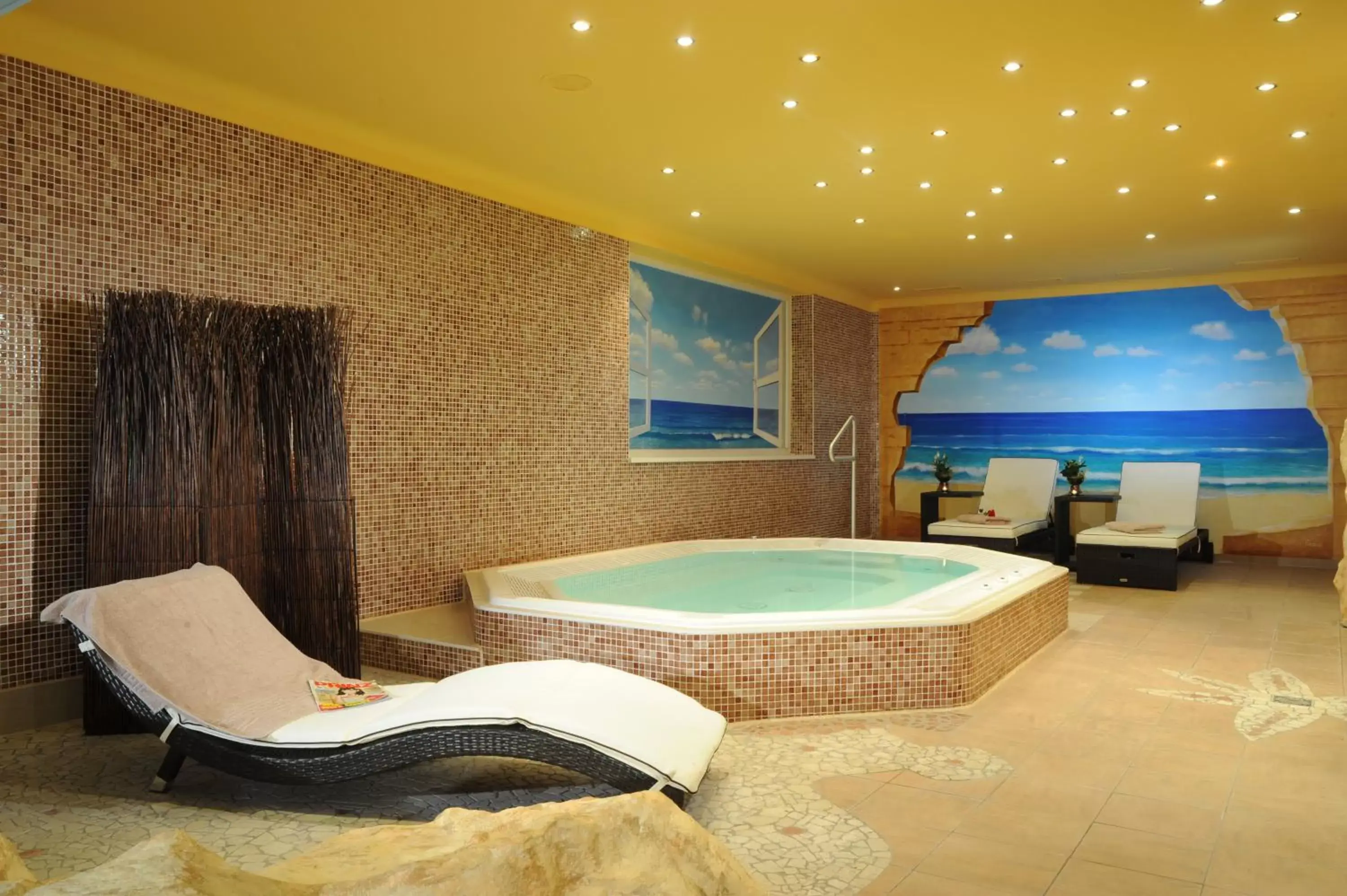Spa and wellness centre/facilities, Swimming Pool in Best Western Hotel zur Post