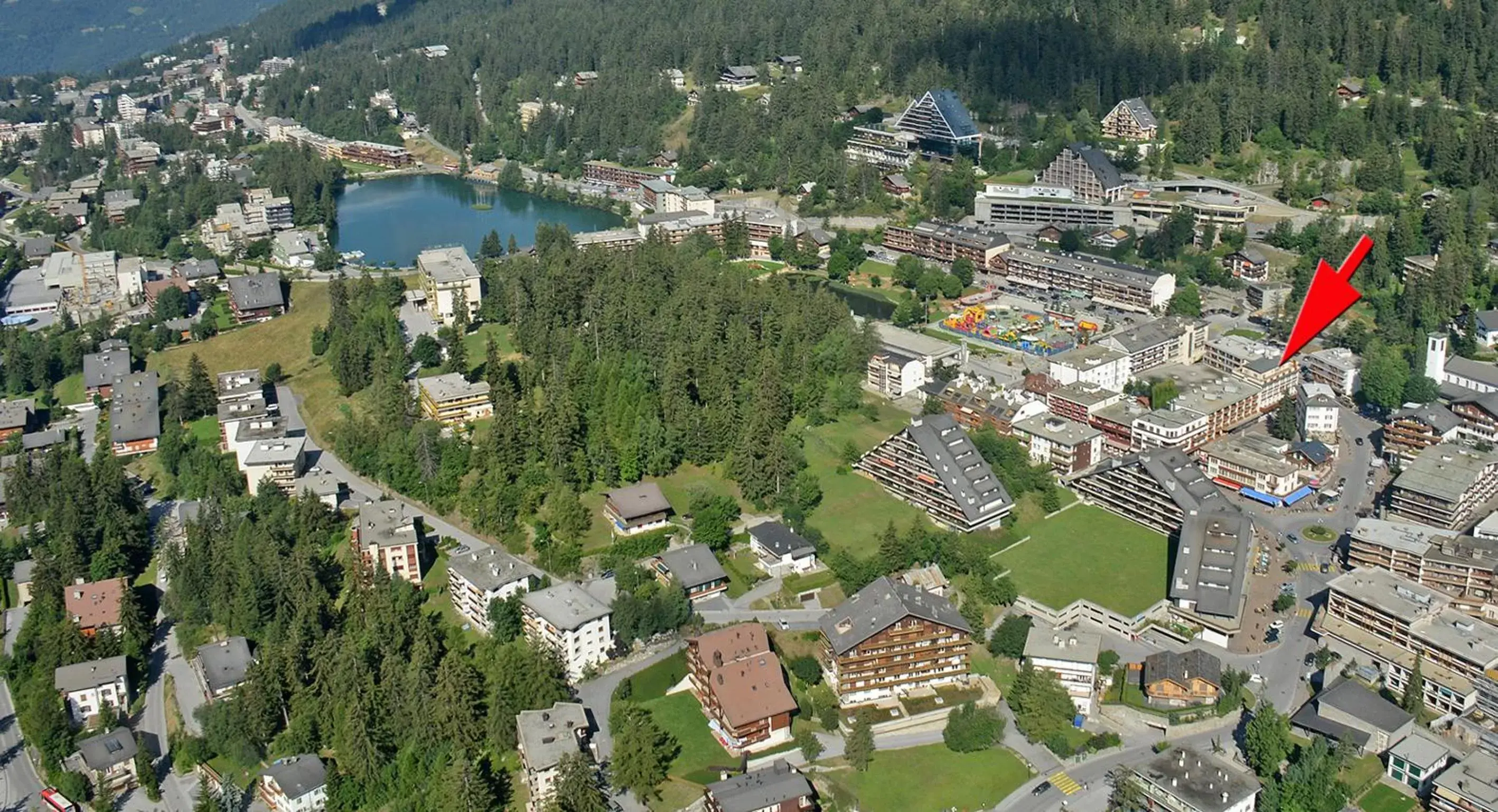 Bird's eye view, Bird's-eye View in Hotel Central