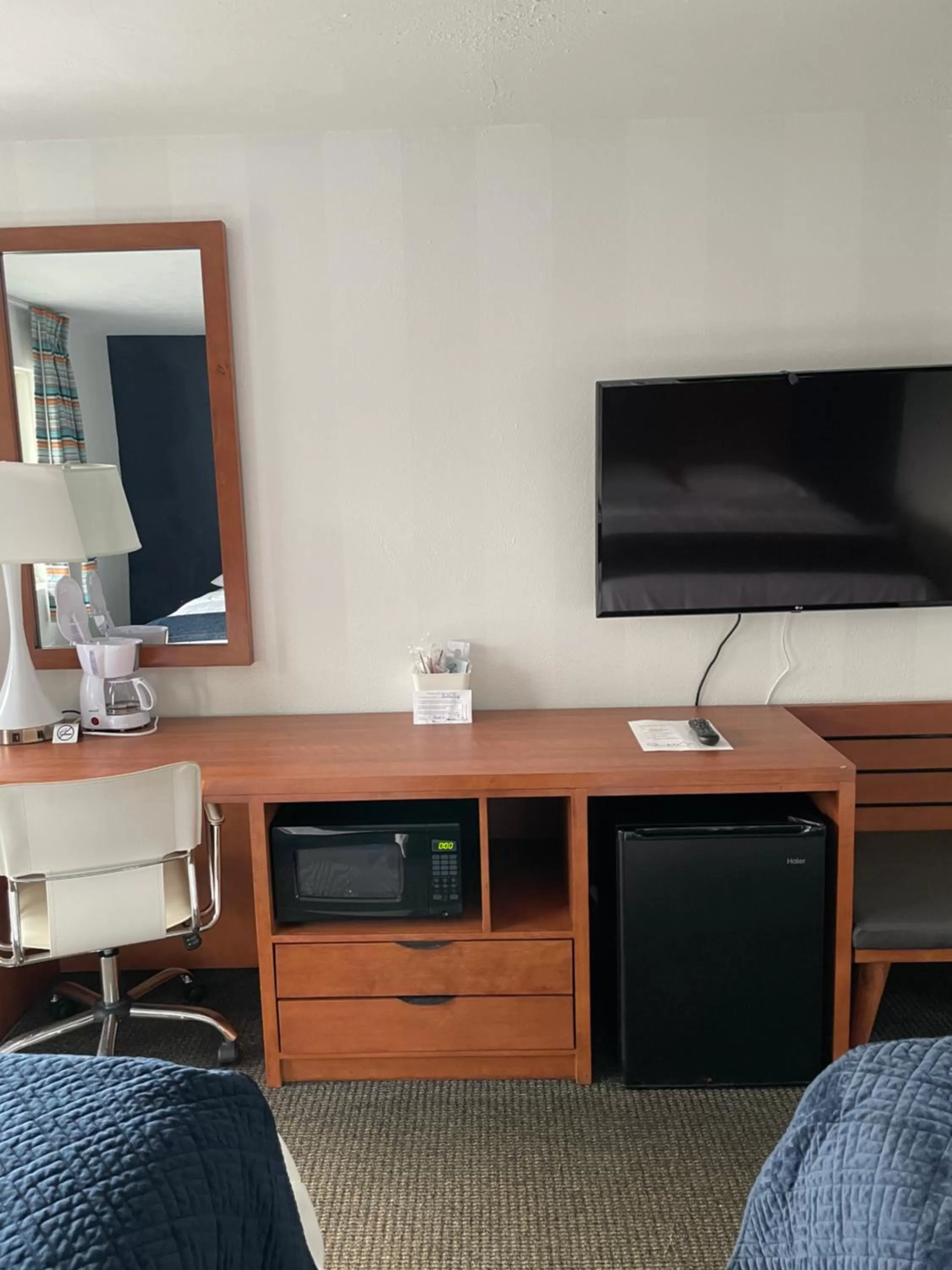 TV and multimedia in Starlite Resort