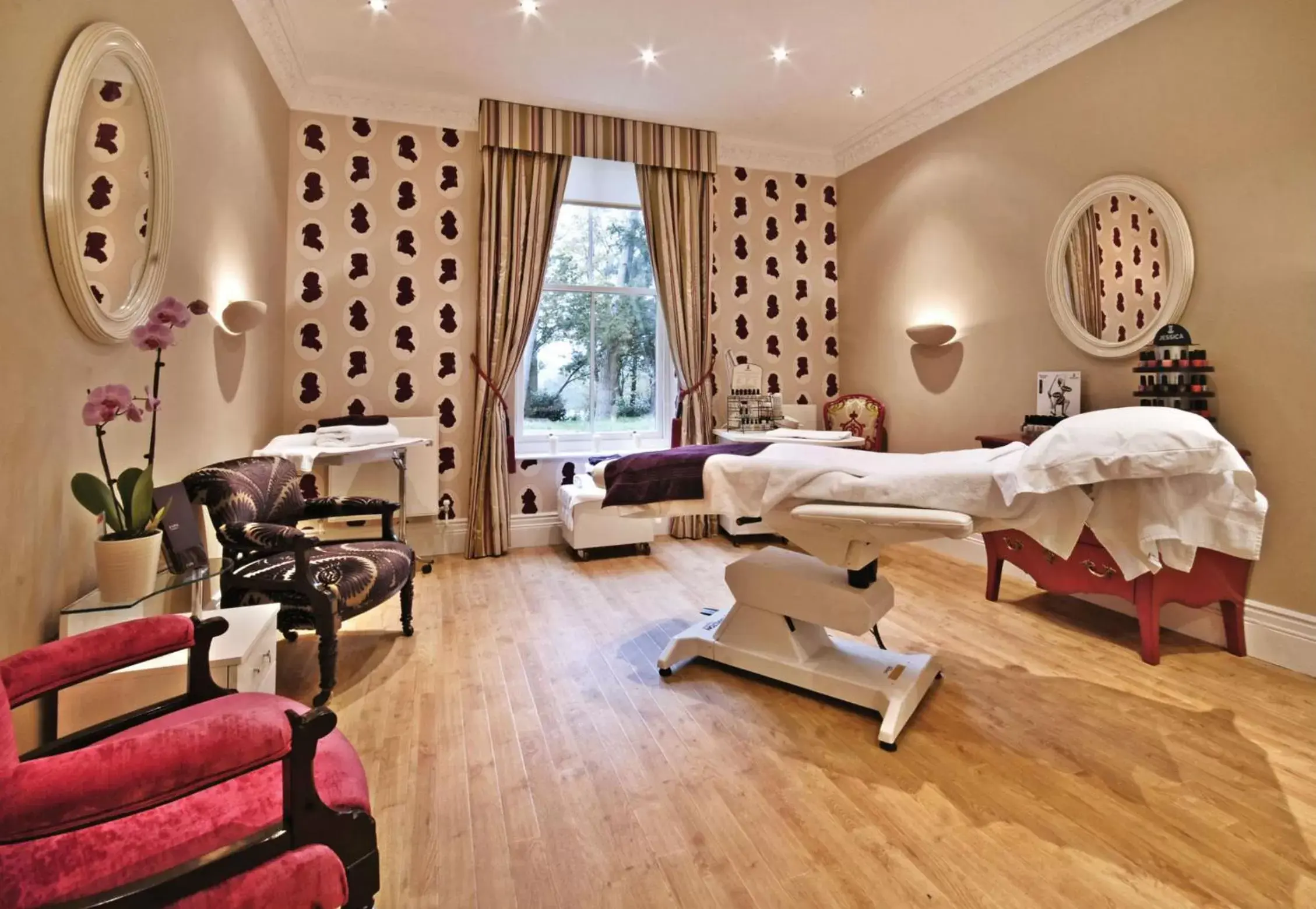 Spa and wellness centre/facilities in Kilworth House Hotel and Theatre