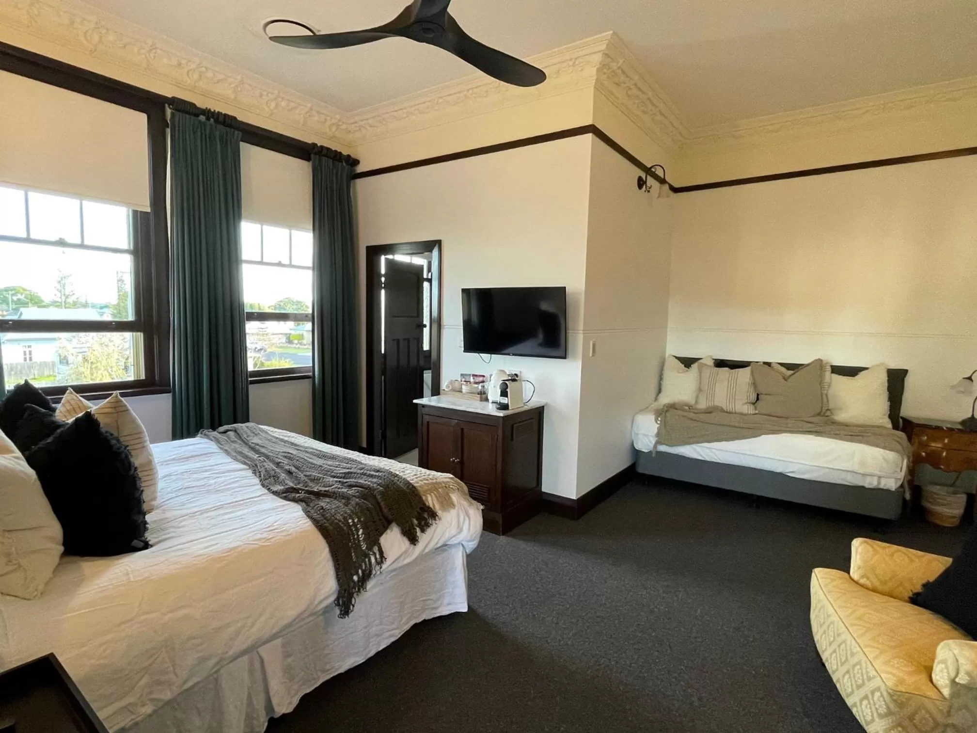 Bed in Ballina Manor Boutique Hotel