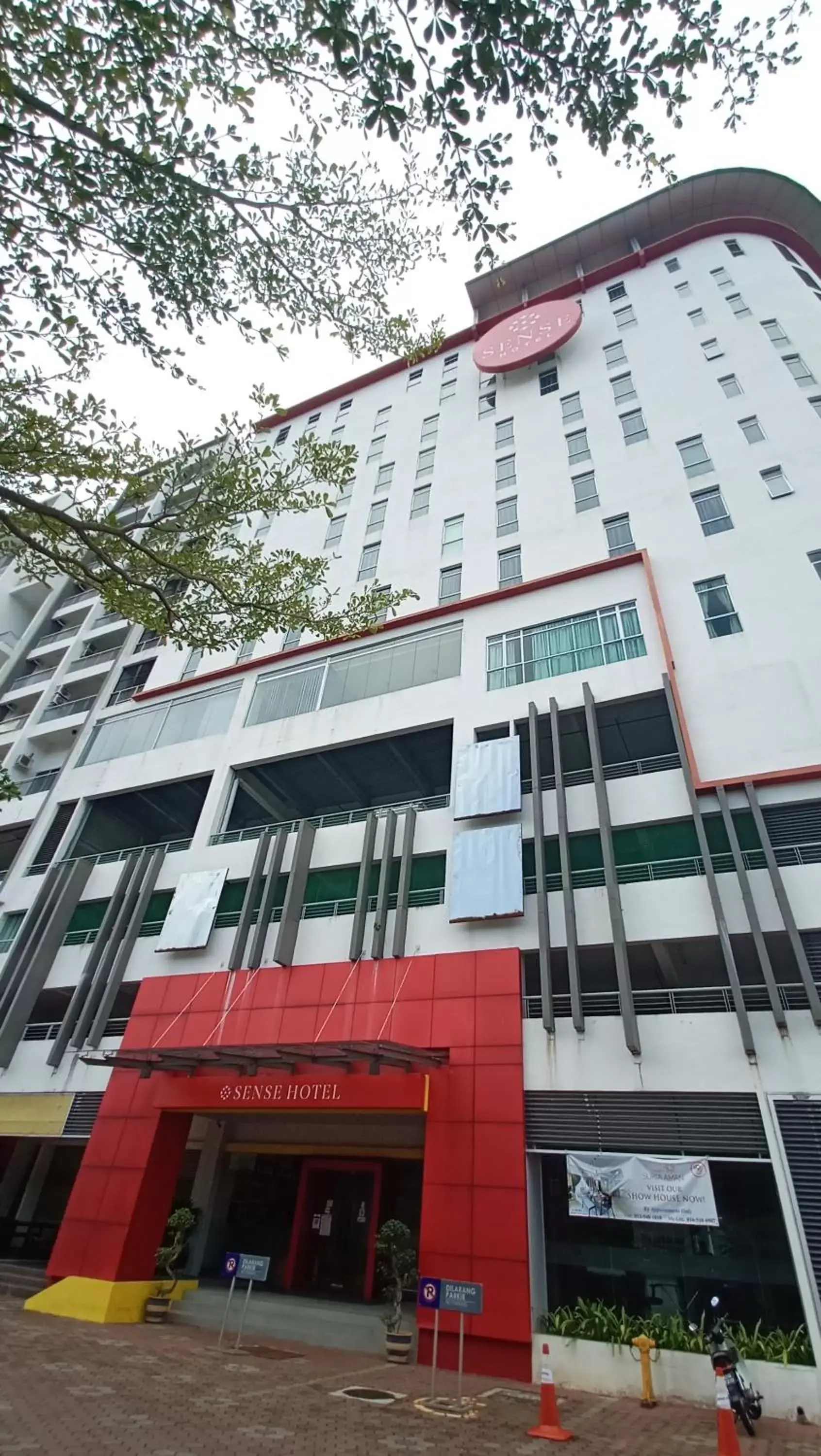 Facade/entrance in Sense Hotel Taiping Facade/entrance in Sense Hotel Taiping