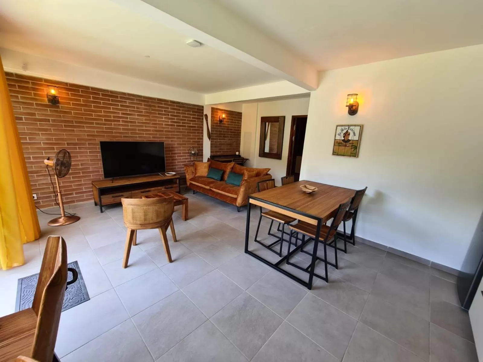 Dining area in Shikoa Sobole - Le Morpho et l'Ara