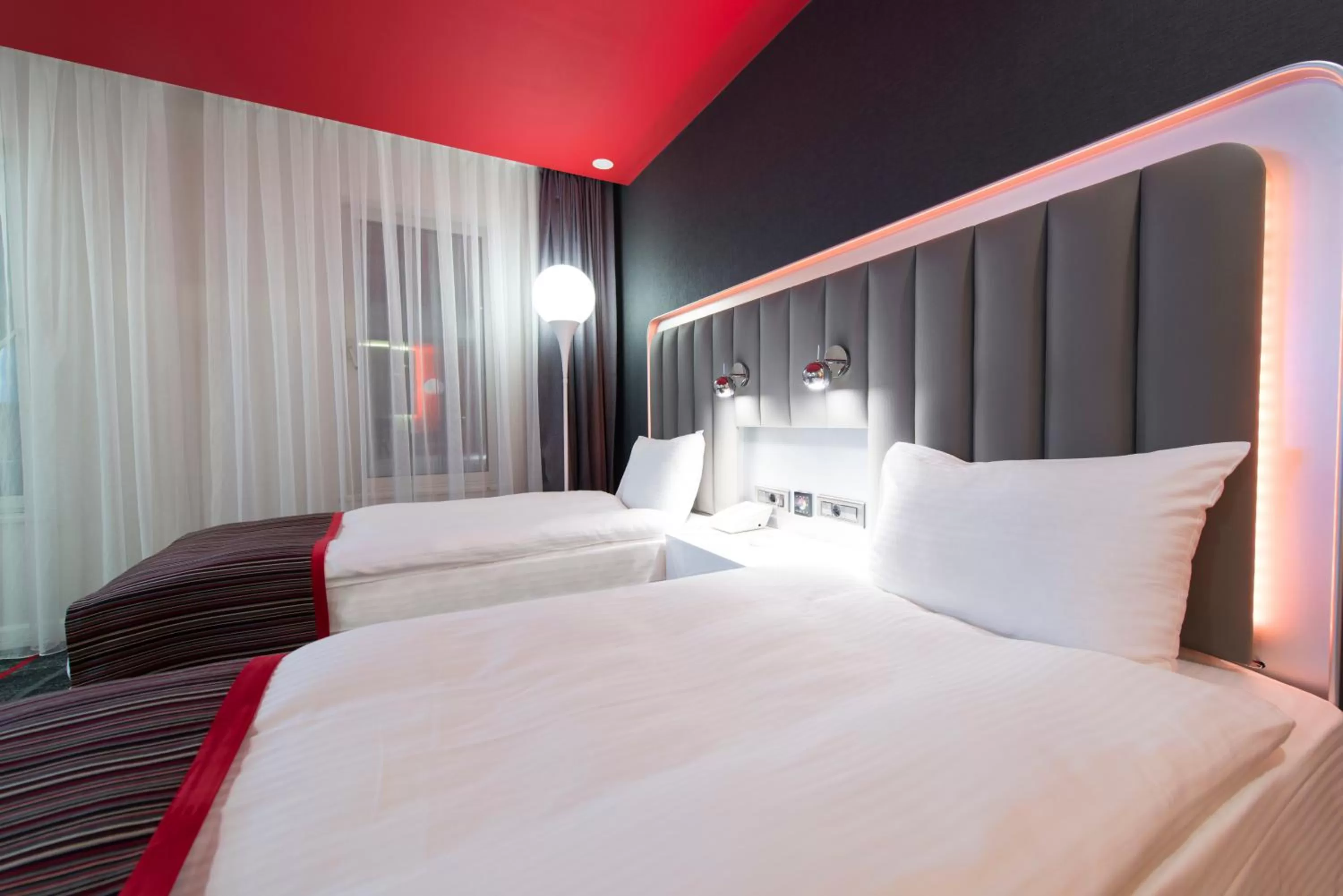 Photo of the whole room, Bed in Park Inn by Radisson Ankara Cankaya