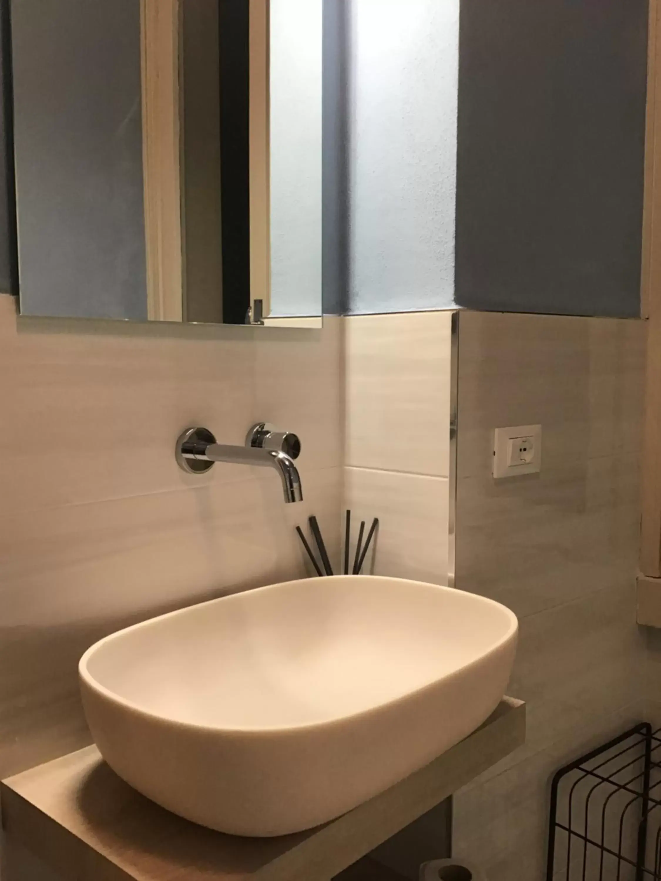 Bathroom in Hotel Moniga