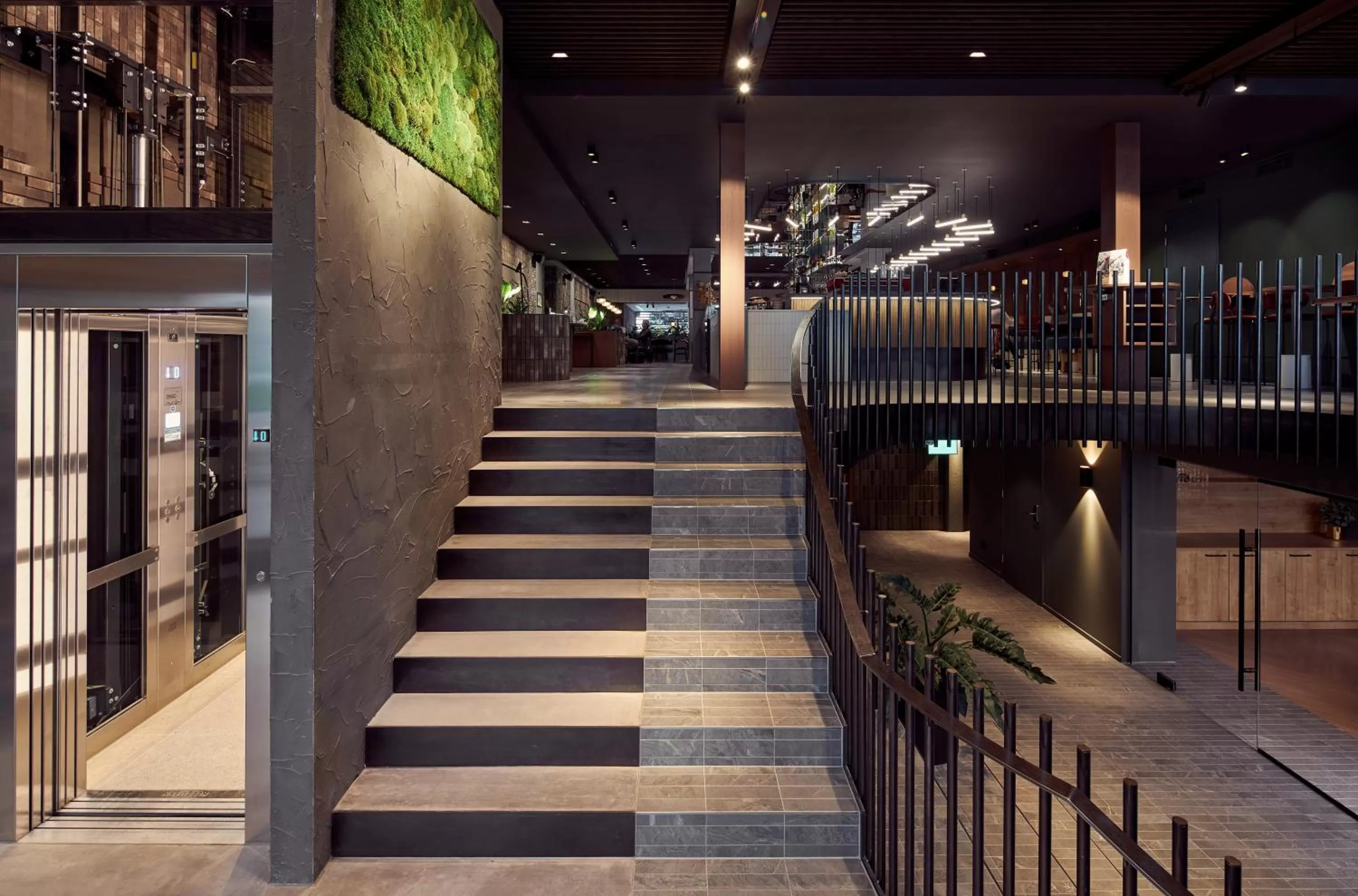 Facade/entrance in Met Hotel Amsterdam