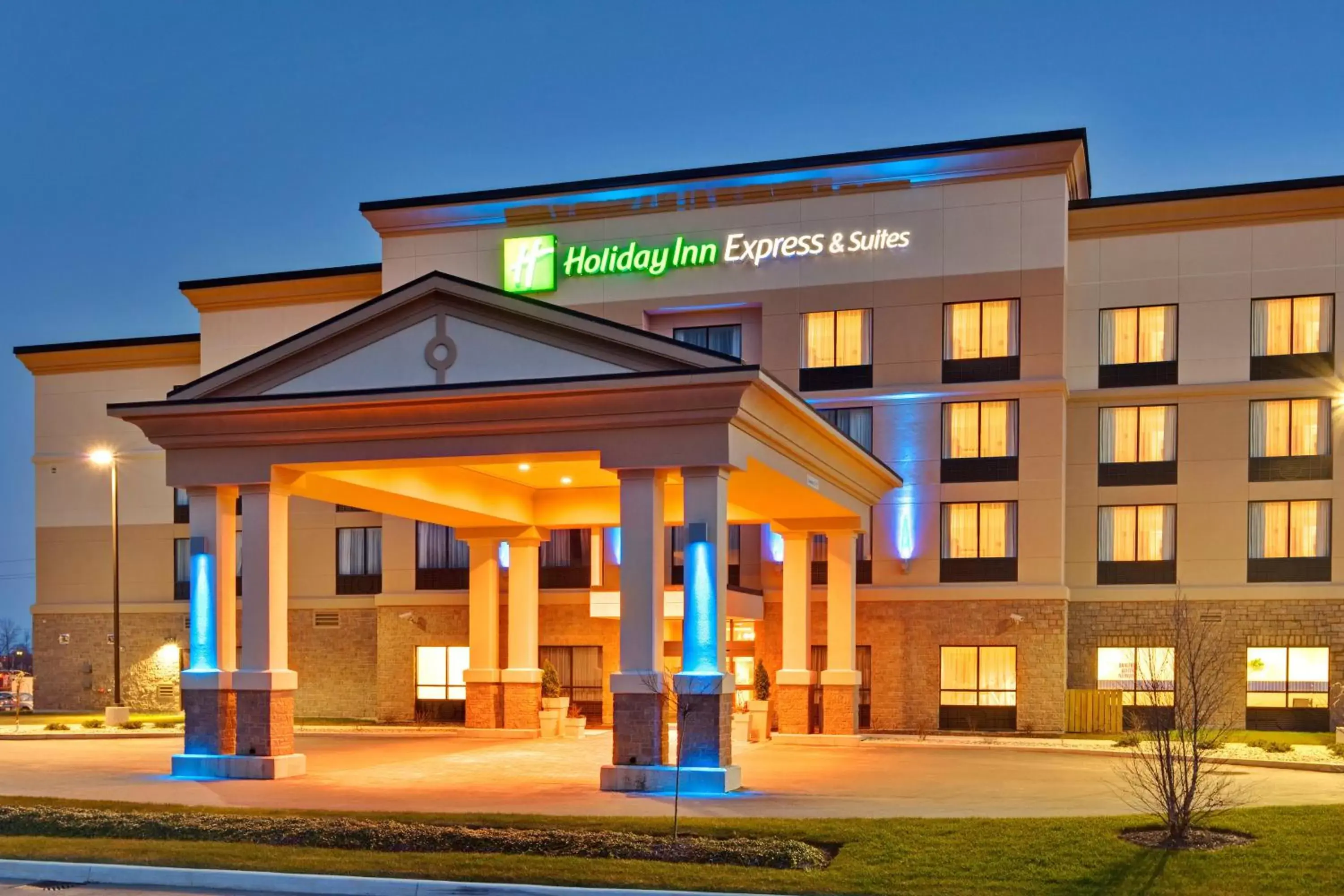 Property building in Holiday Inn Express Hotel & Suites Brockville, an IHG Hotel