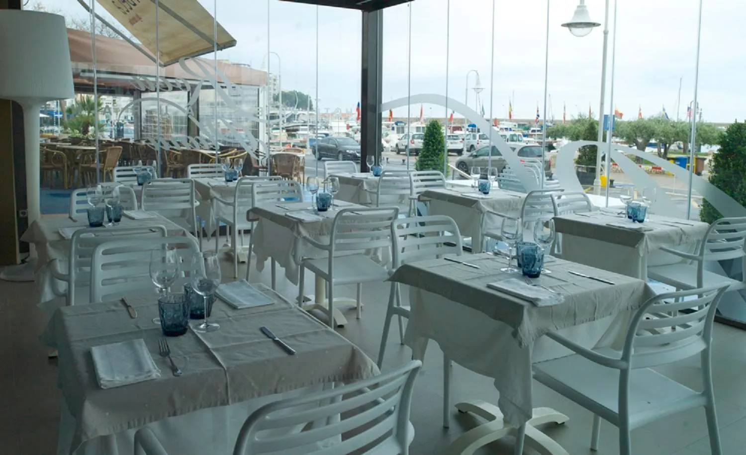 Restaurant/places to eat in Hotel Roca Plana