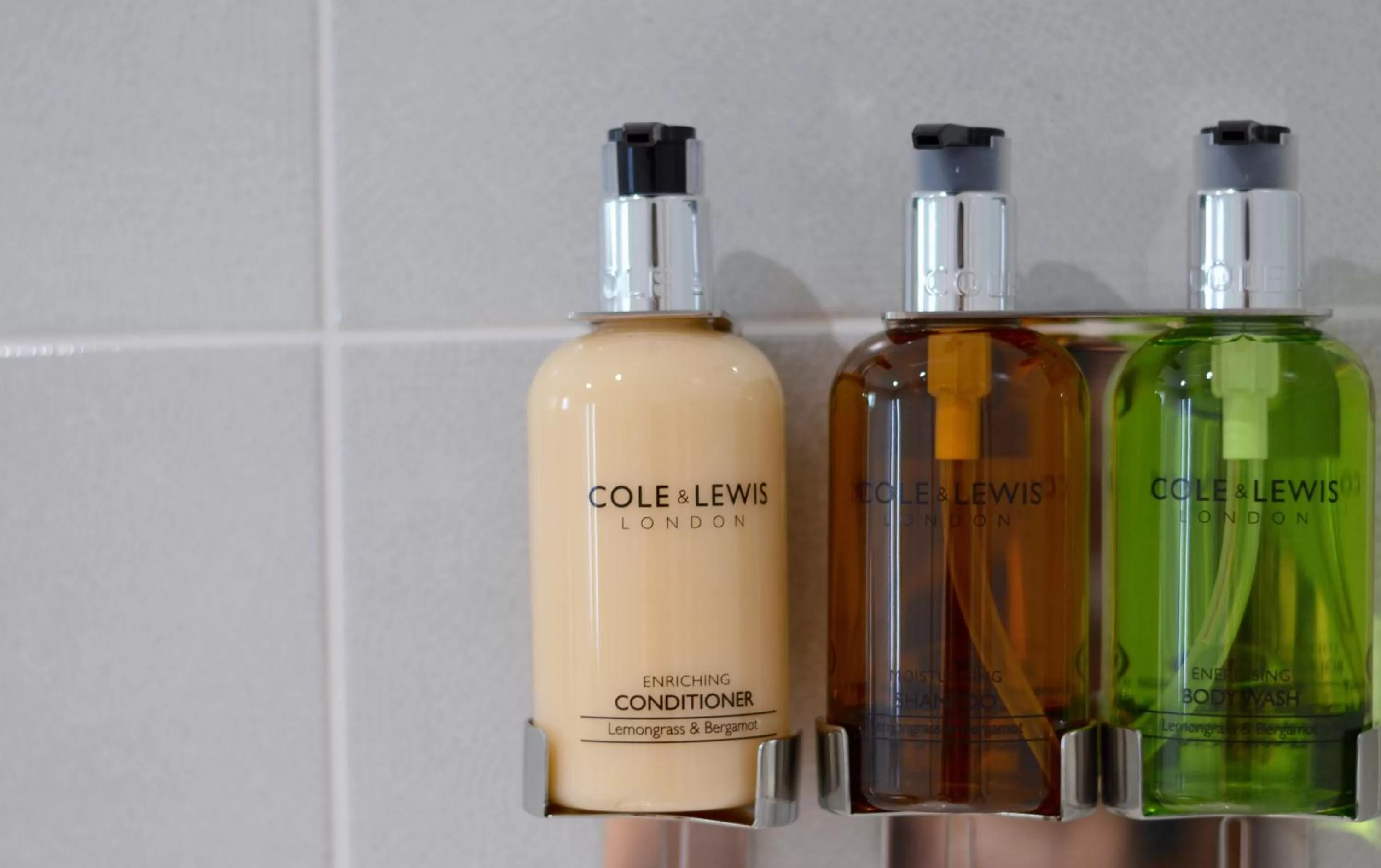 Bathroom in Q8 Boutique Hotel