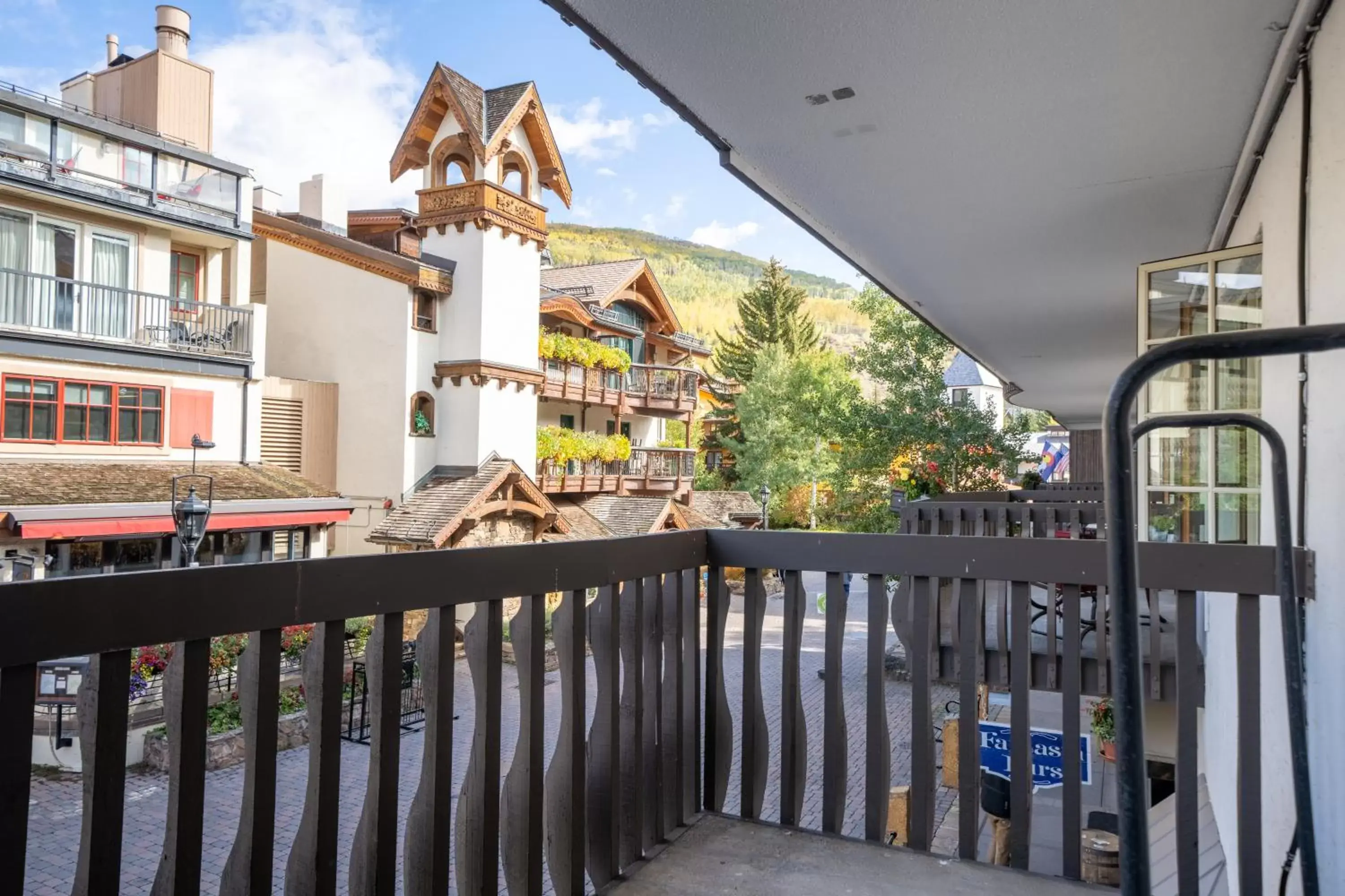 Day, Balcony/Terrace in Lodge at Vail Condominiums