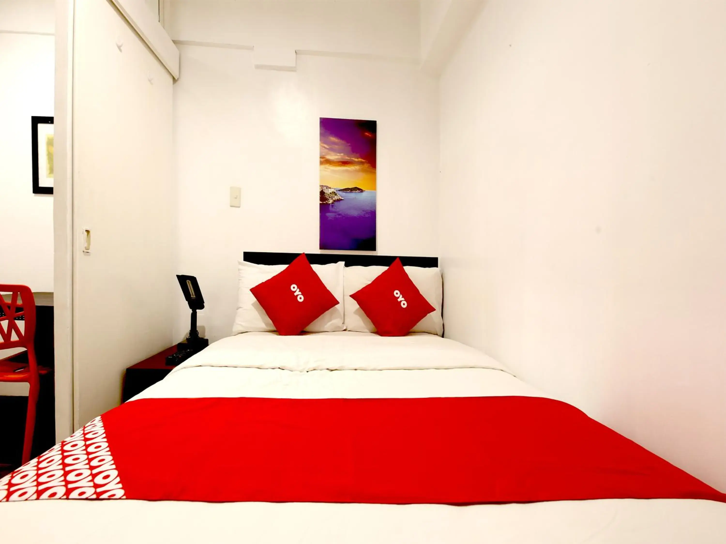 Bedroom, Bed in OYO 858 City Stay Inns Bgc Nuevo