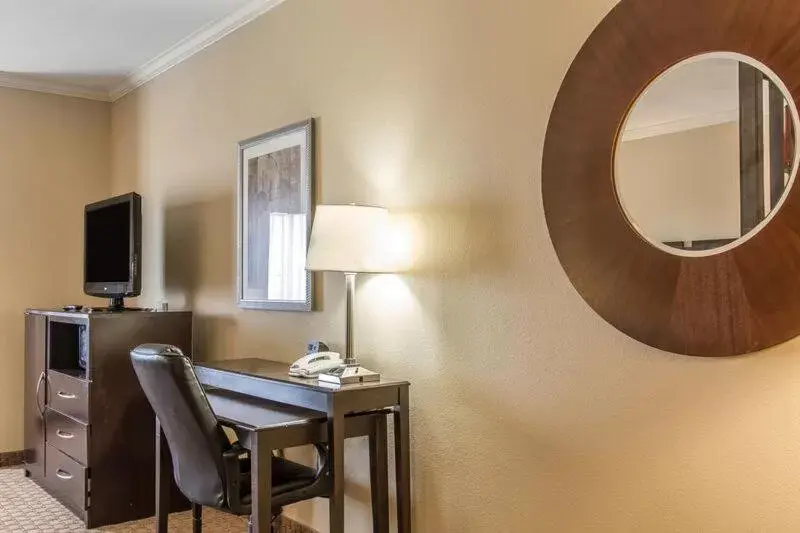 Queen Suite with Two Queen Beds - Non-Smoking in Comfort Suites Lawton Near Fort Sill