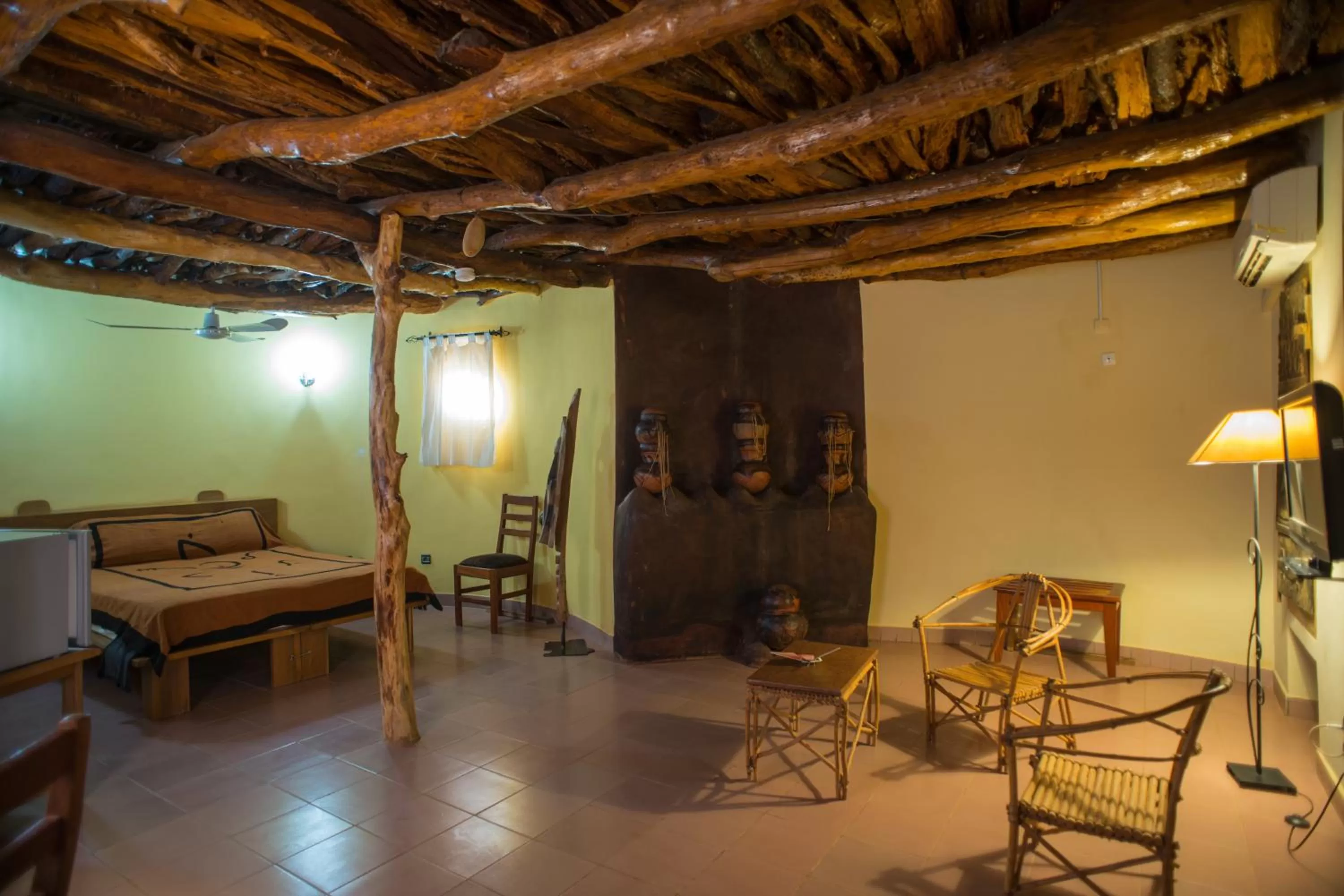 Photo of the whole room, Bed in Le Grand Calao