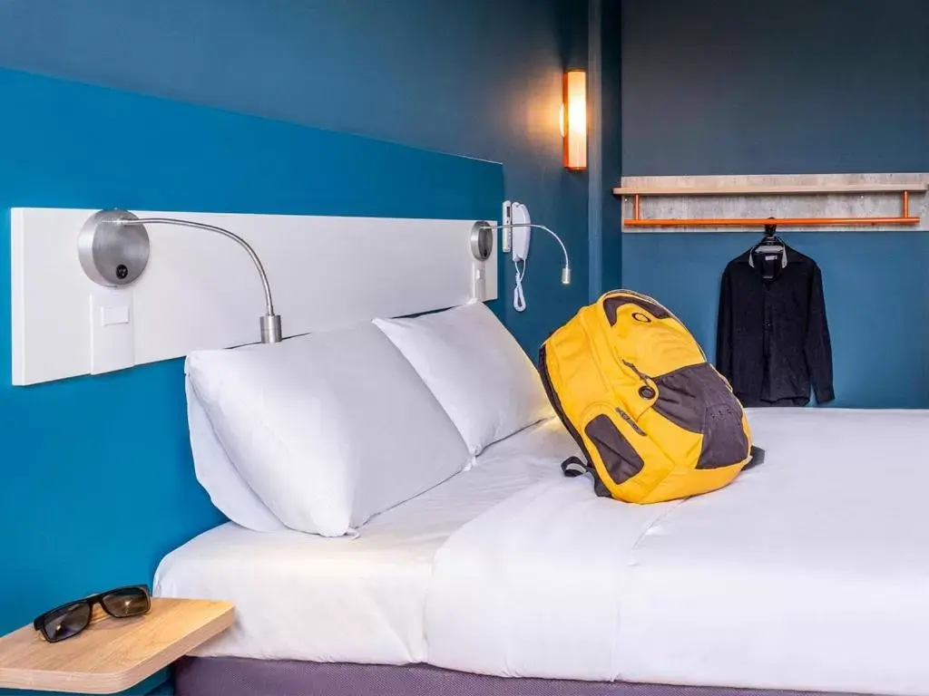 Bedroom, Bed in IBIS BUDGET CAPAO Bonito