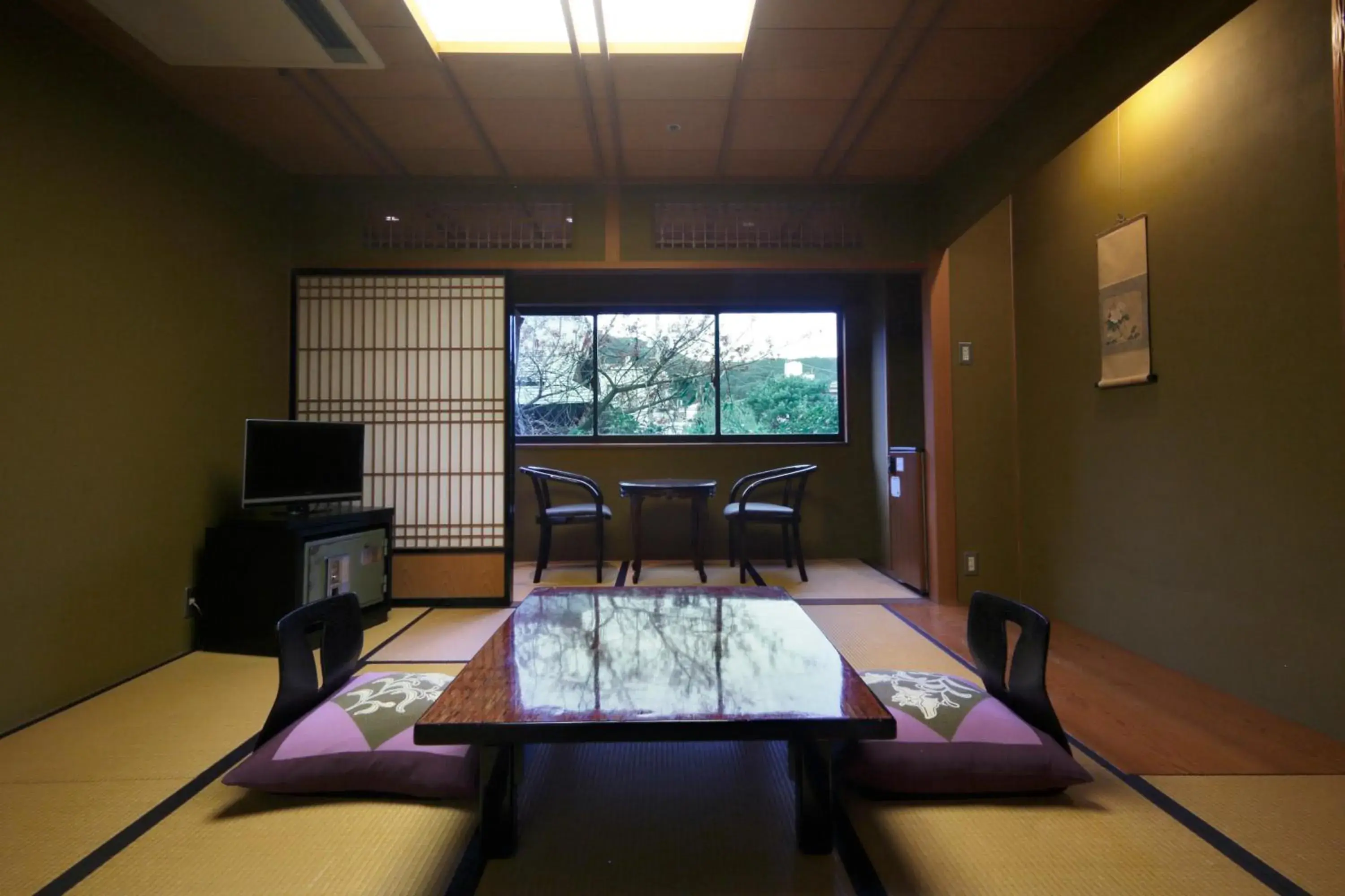 Dining Area in Kyotoya Hotel