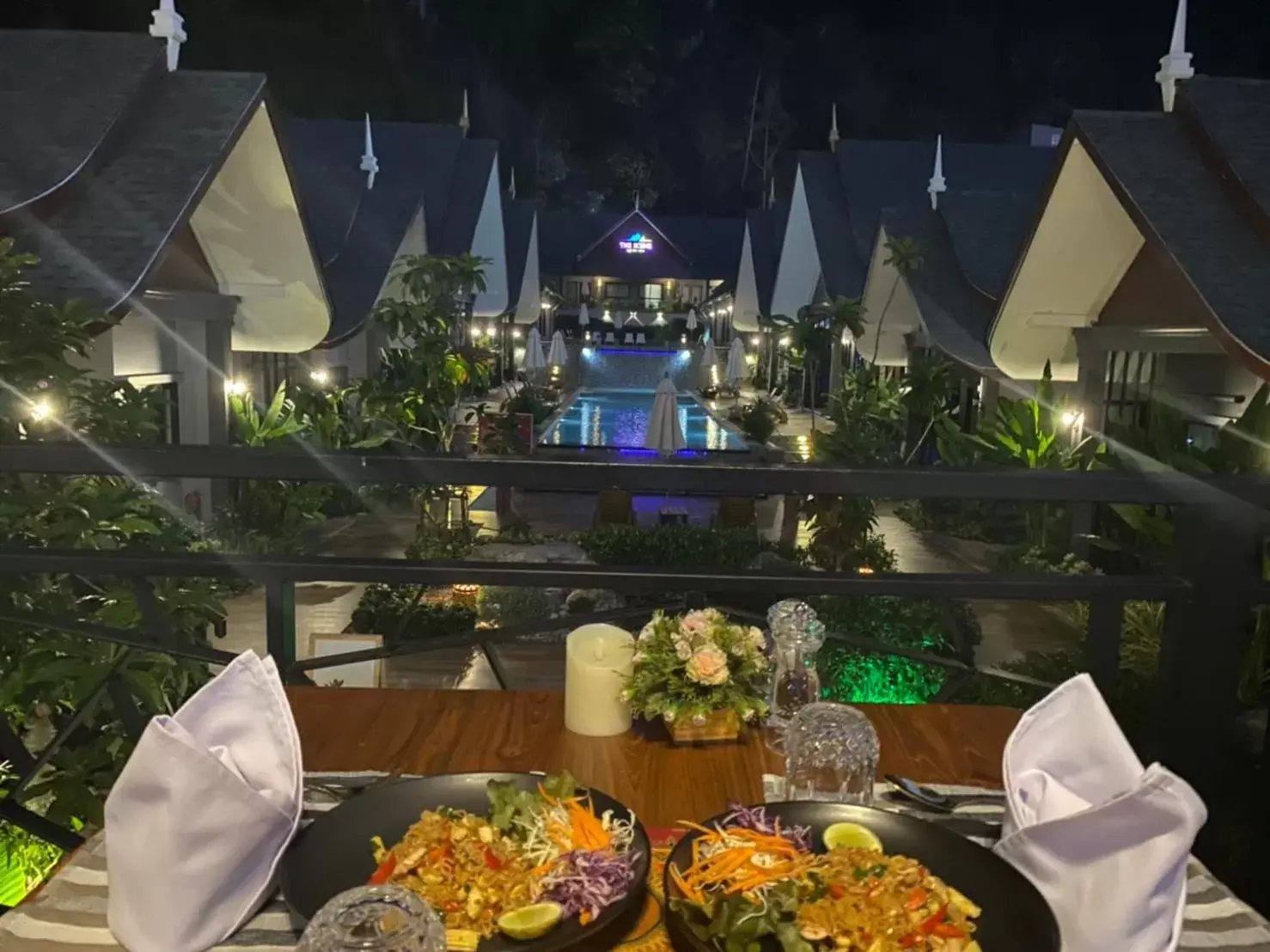 Restaurant/places to eat in The Scene Cliff View Villas Restaurant/places to eat in The Scene Cliff View Villas