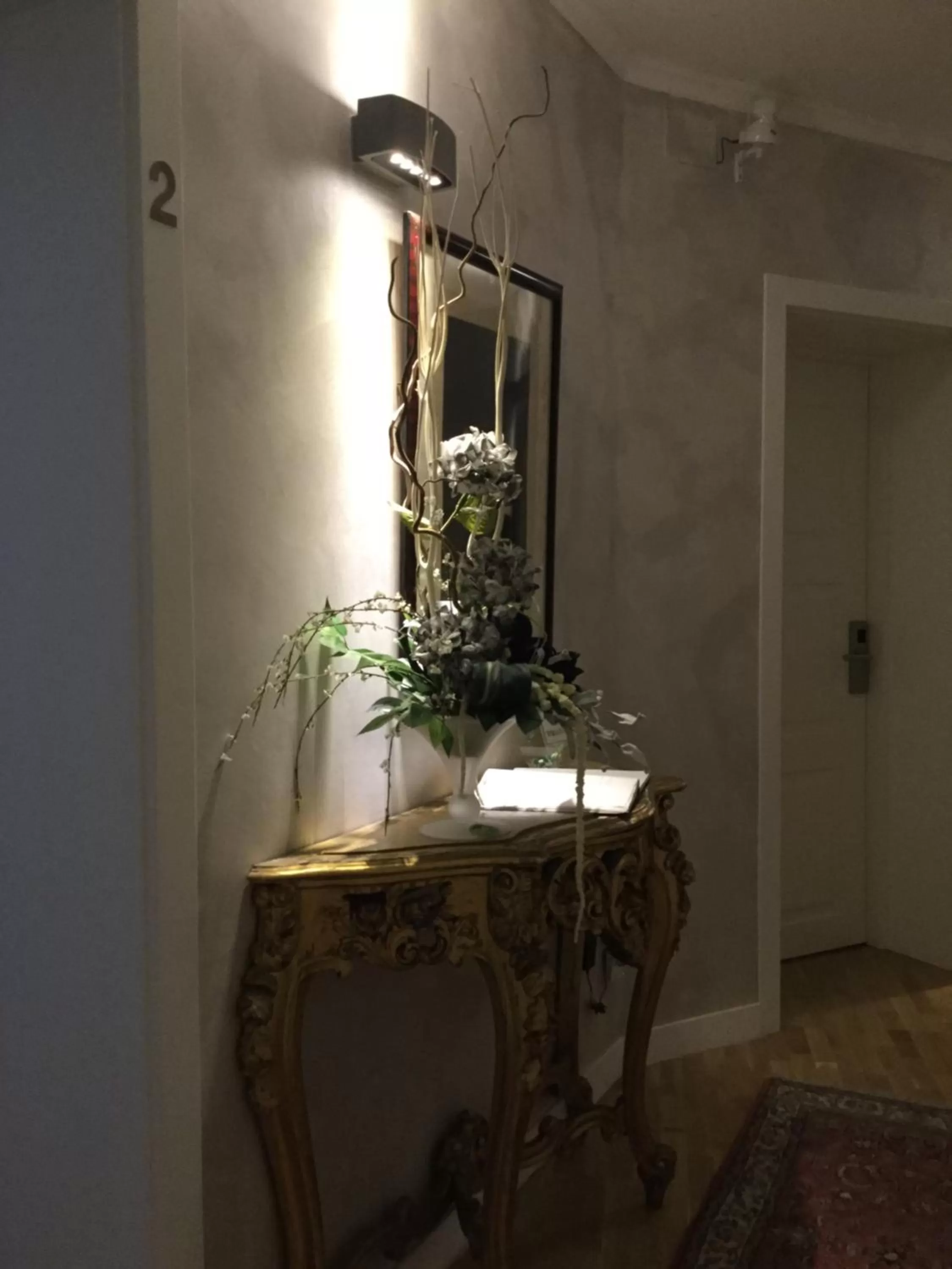 Decorative detail in Attico Volta B&B