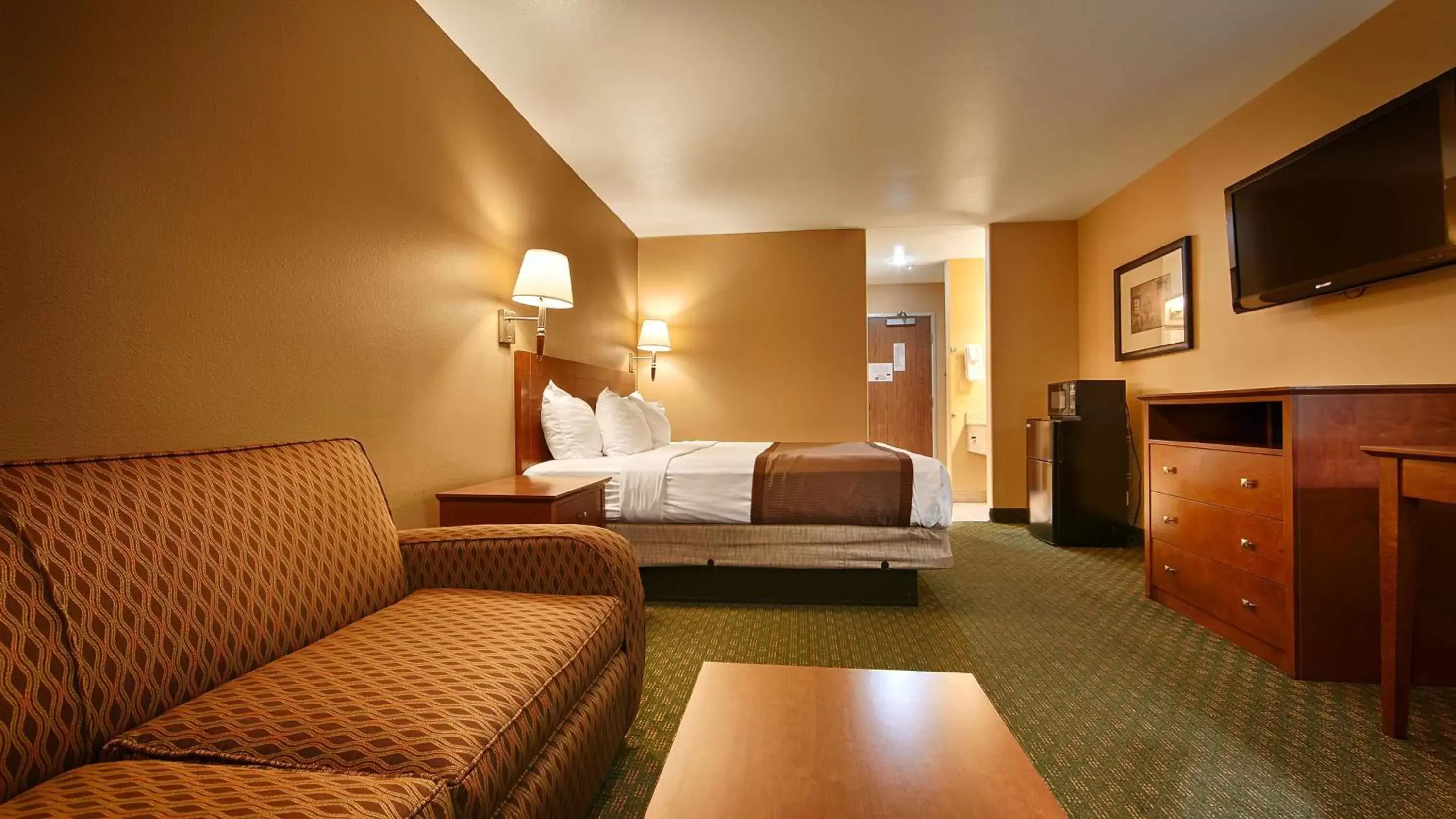 Photo of the whole room in Best Western Parker Inn