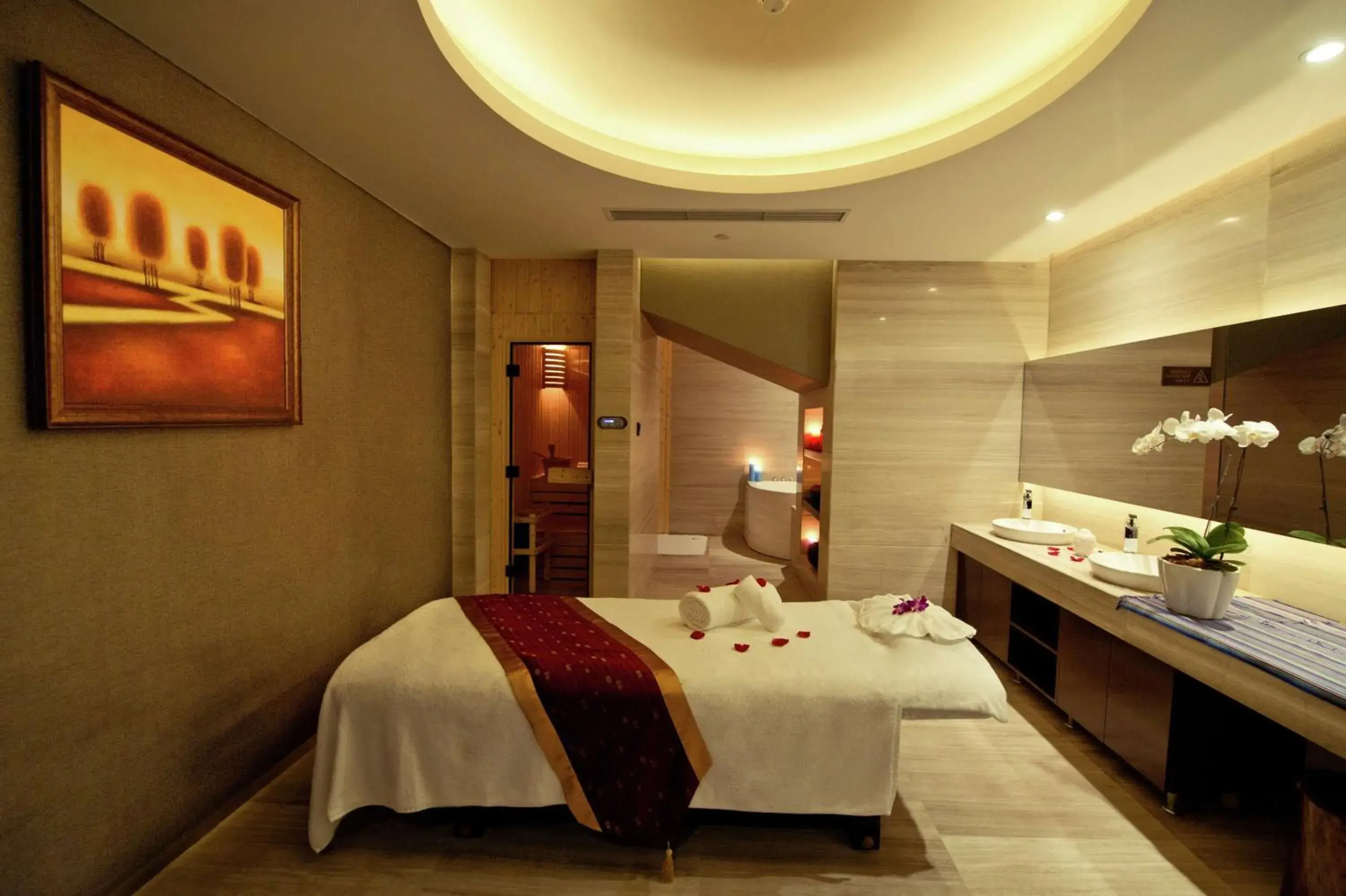 Spa and wellness centre/facilities, Spa/Wellness in DoubleTree By Hilton Chongqing North