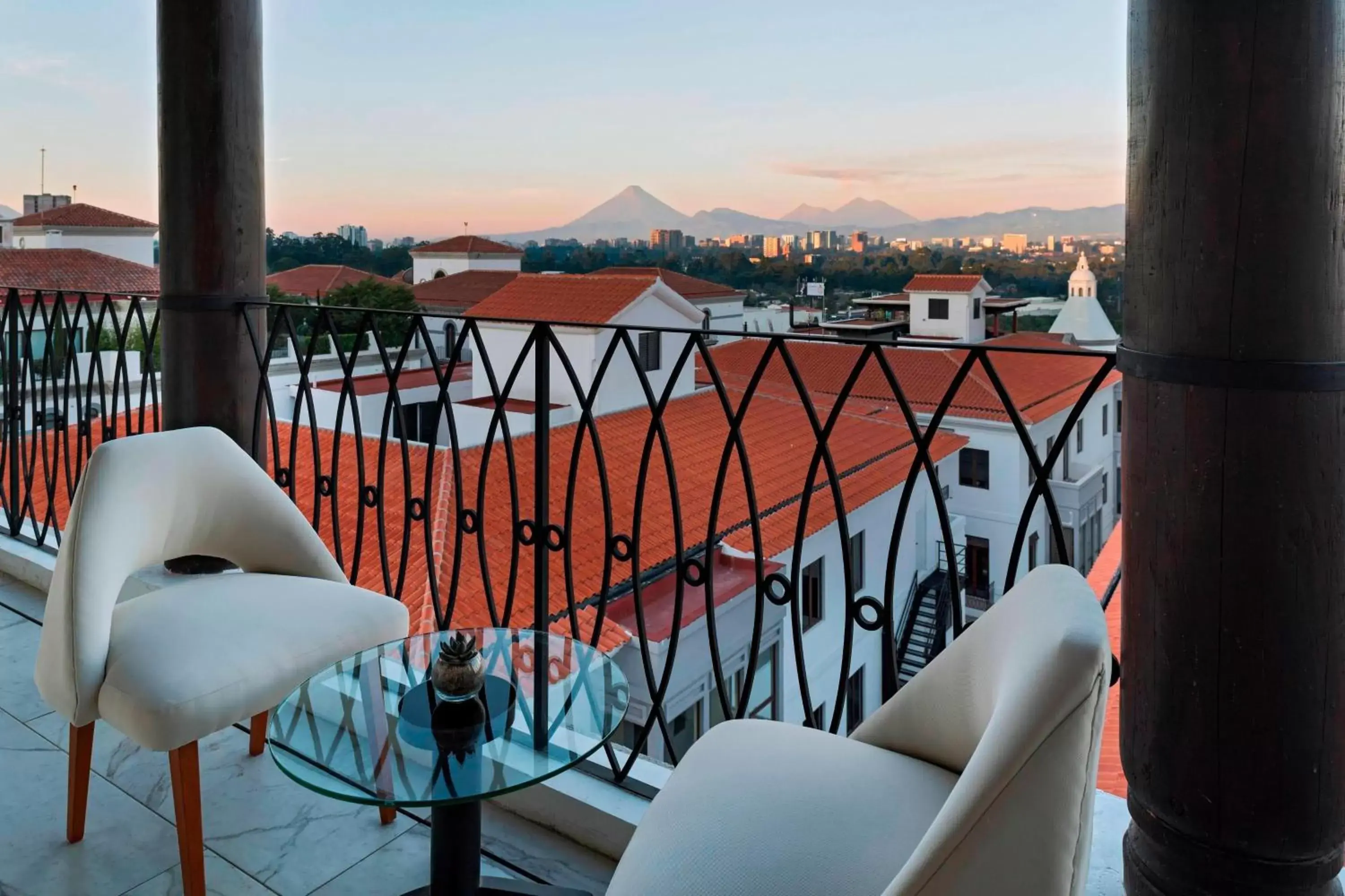 Lounge or bar in AC Hotels by Marriott Guatemala City