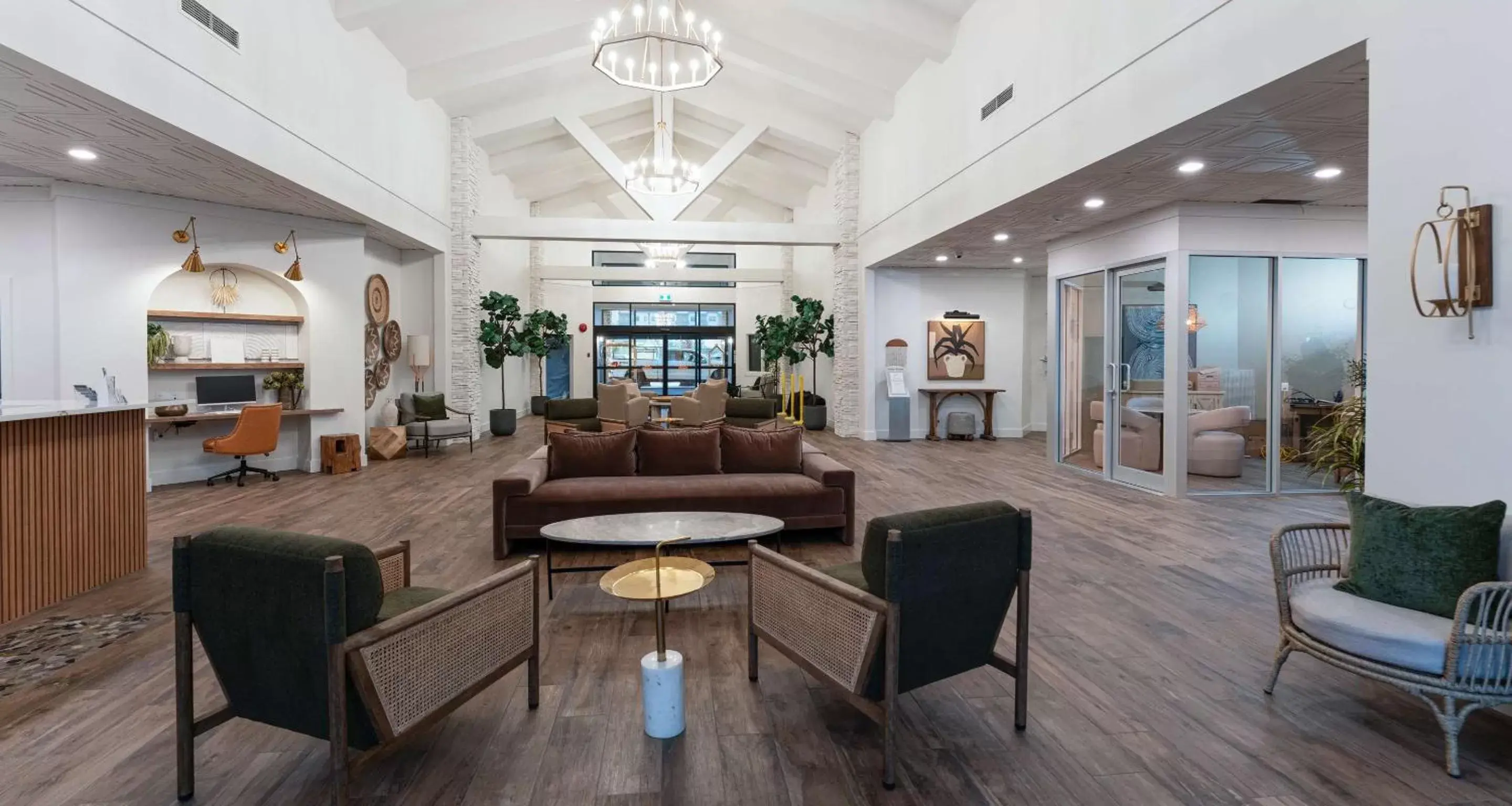 Lobby or reception, Lounge/Bar in Prestige Lakeside Resort, WorldHotels Elite