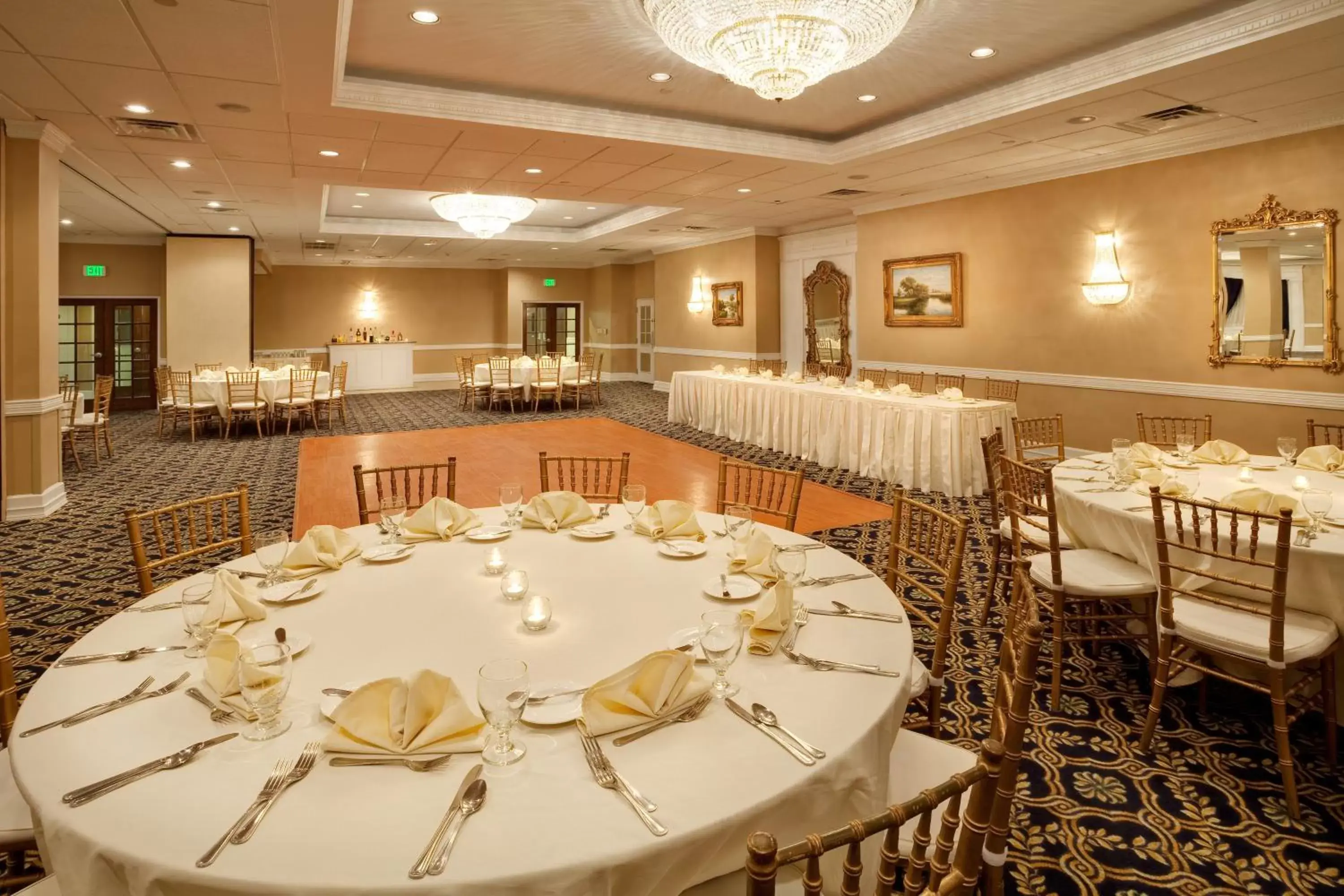 Banquet/Function facilities, Restaurant/Places to Eat in Holiday Inn Williamsport, an IHG Hotel