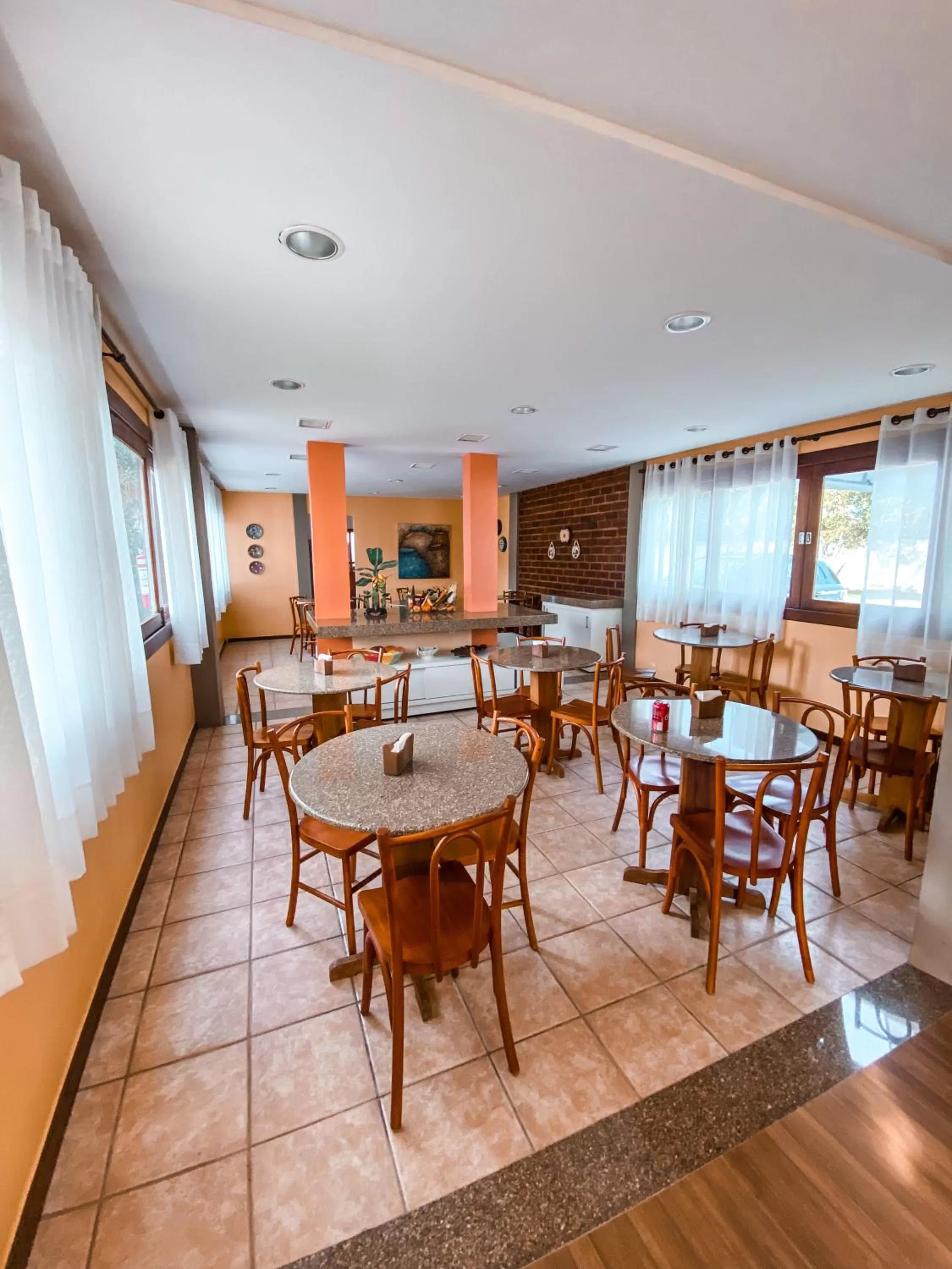 Breakfast in Pousada e Chale Porto Paraiso