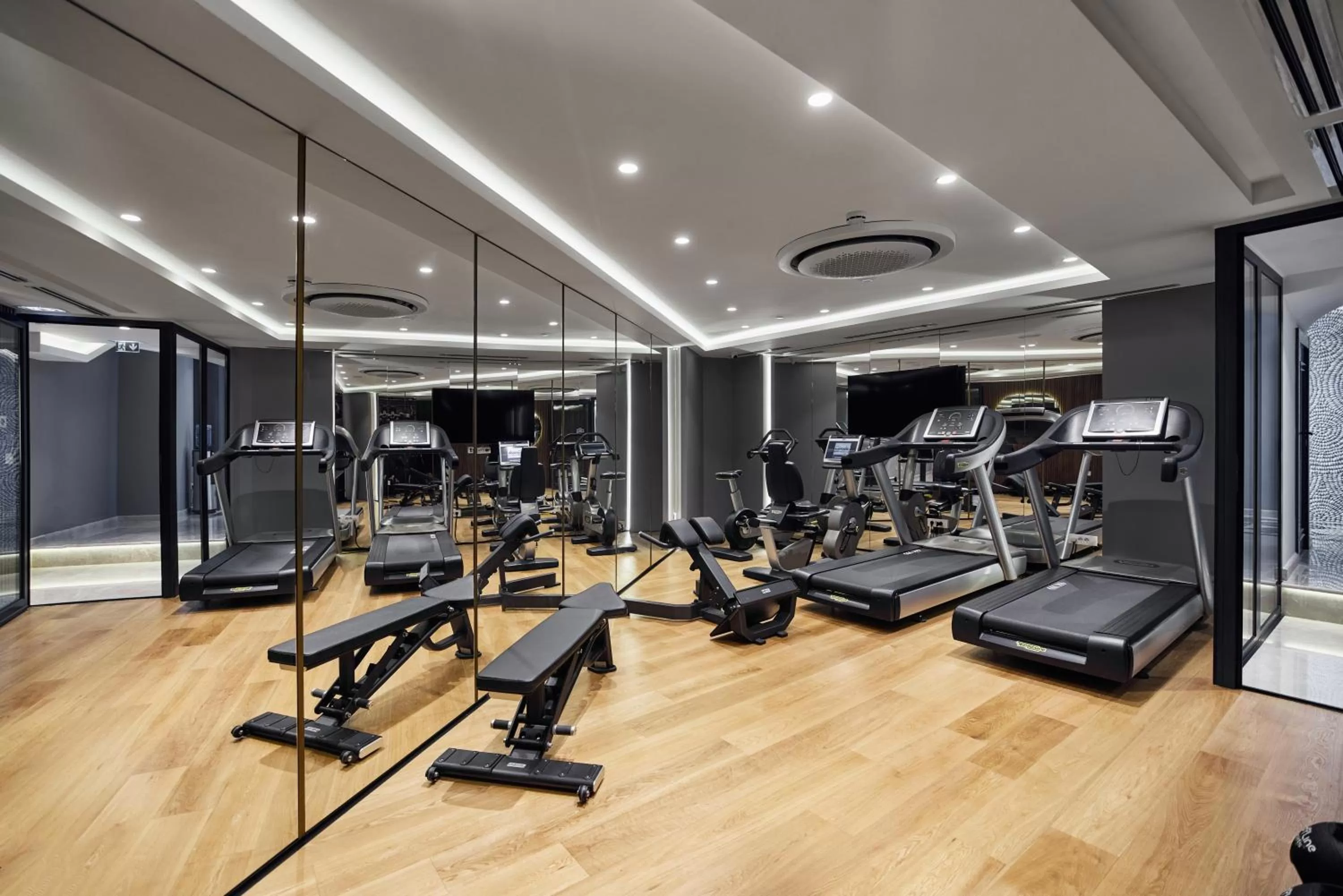 Fitness centre/facilities in La Fleur Boutique Hotel