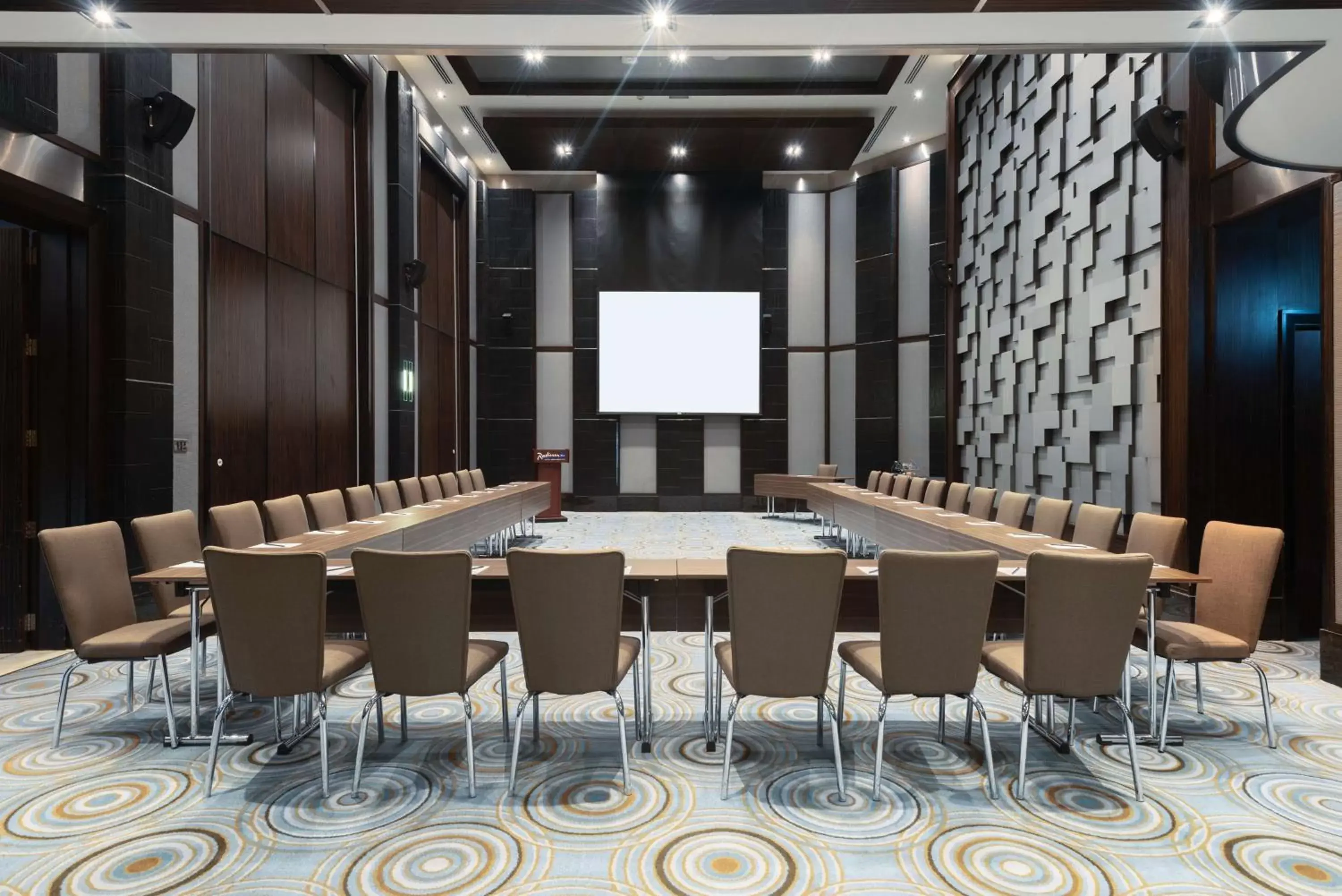 Meeting/conference room in Radisson Blu Hotel, Dubai Media City