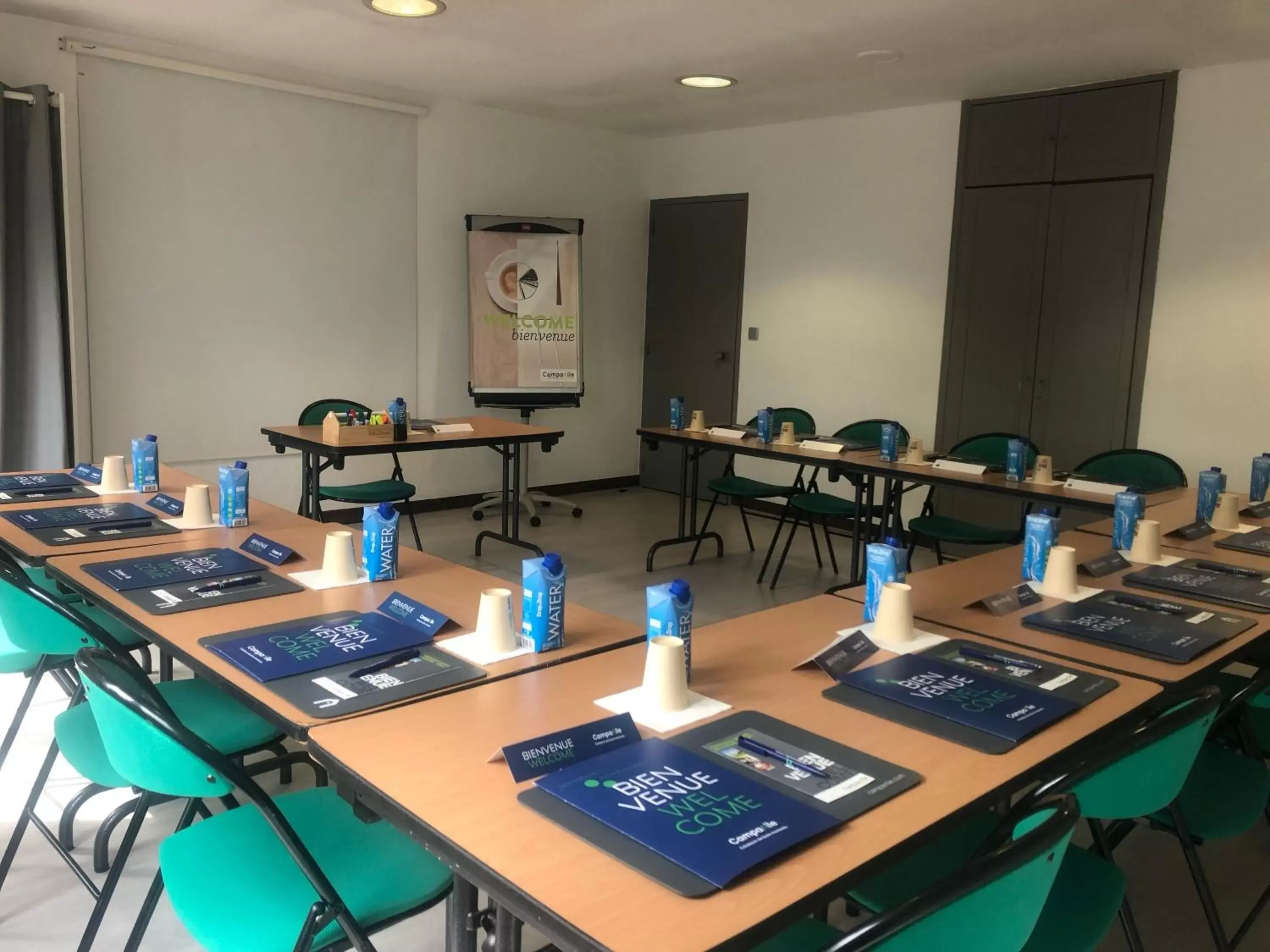 Meeting/conference room, Fitness Center/Facilities in Campanile Bourg-En-Bresse ~ Viriat