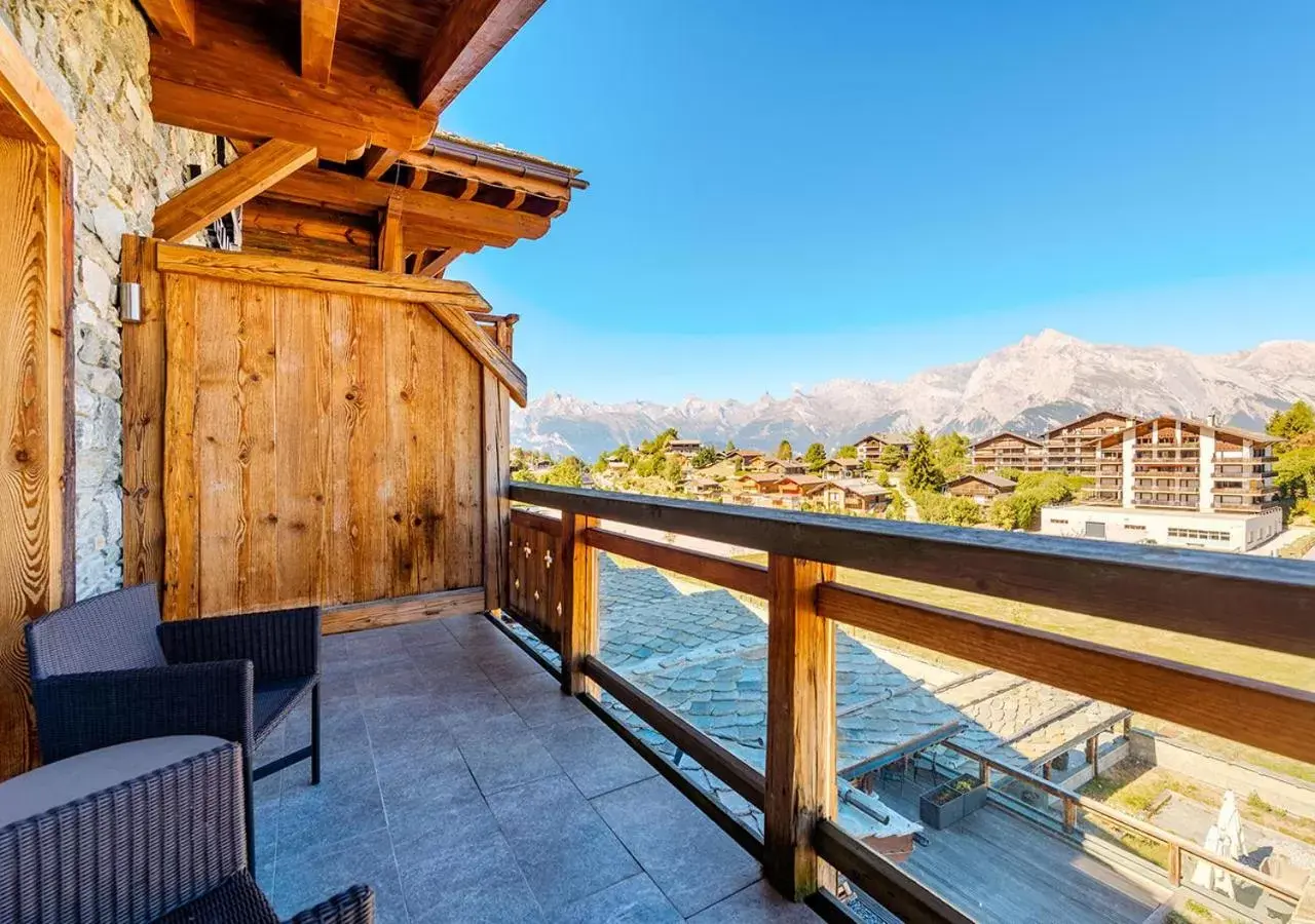 Mountain view, Balcony/Terrace in Nendaz 4 Vallées & SPA 4* Superior