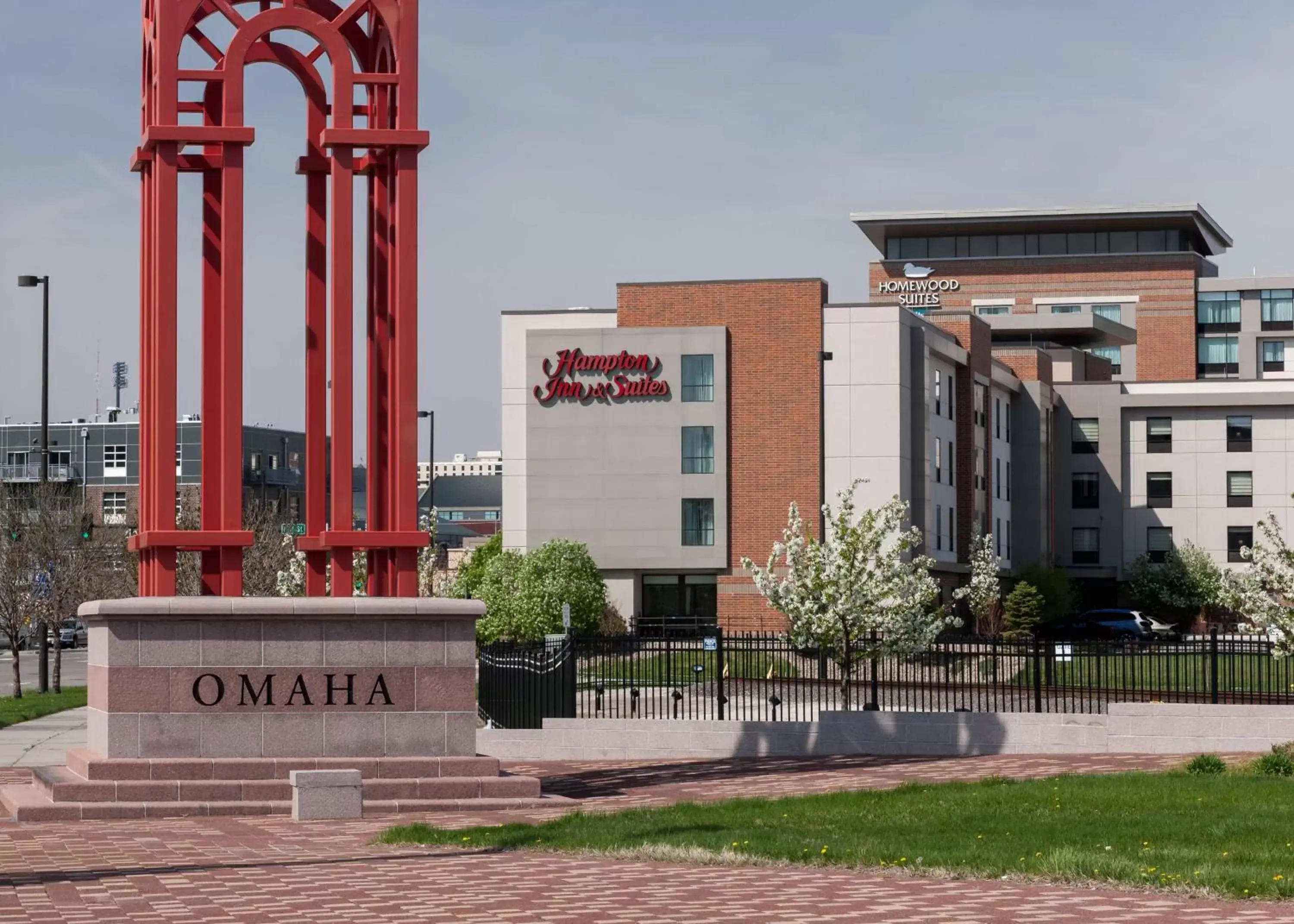 Property Building in Hampton Inn & Suites Omaha-Downtown