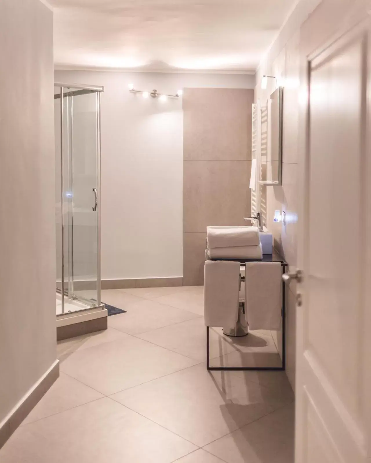Shower, Bathroom in Relais Della Porta