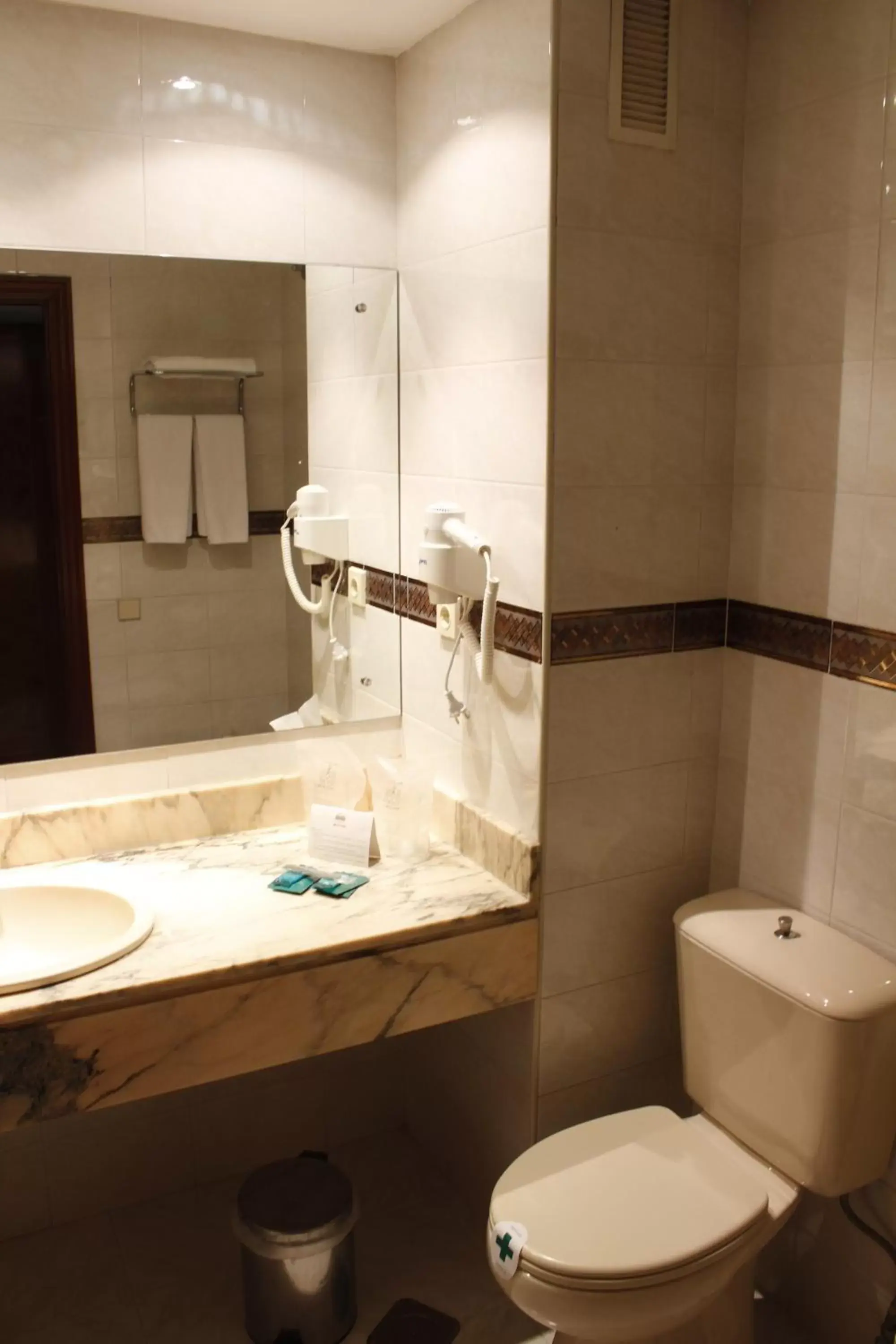 Bathroom in Hotel Begoña