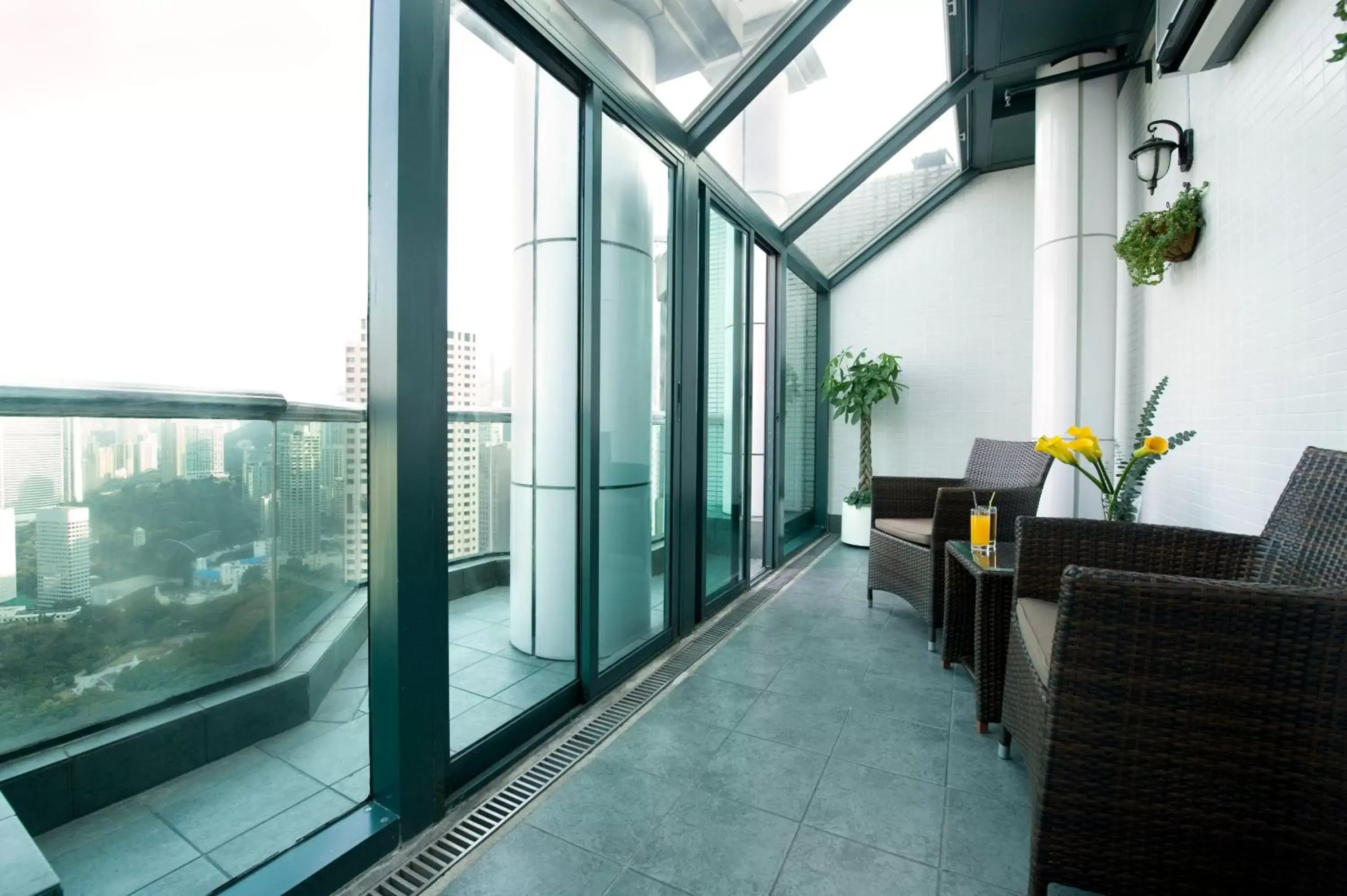 Balcony/Terrace in Bishop Lei International House