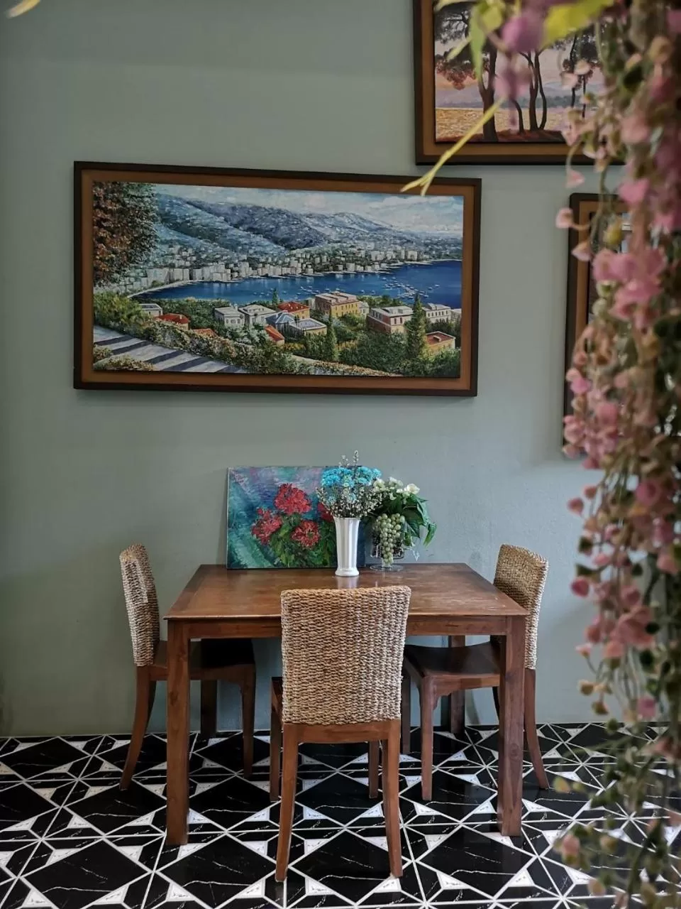 Decorative detail in Sri Ngachang