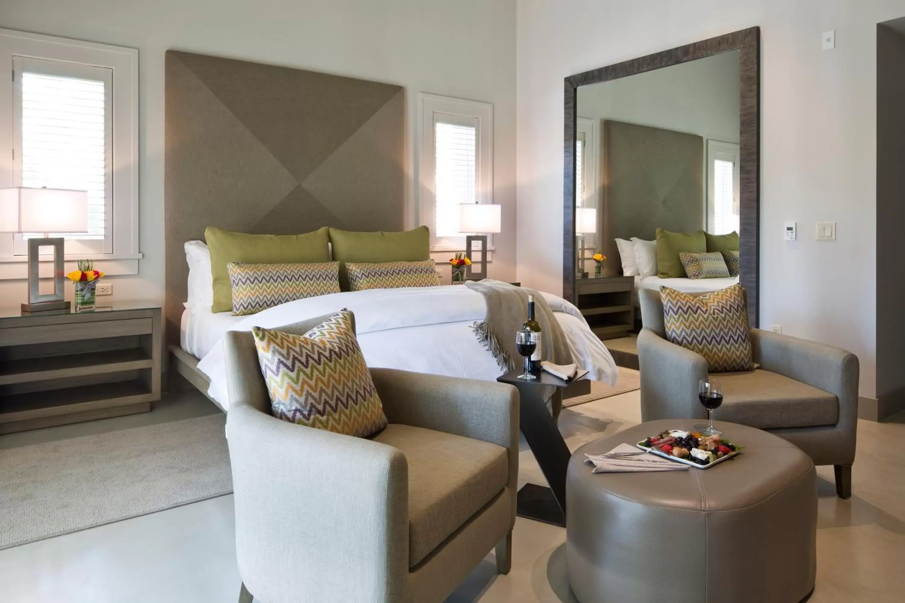 Garden King Suite in SENZA Hotel Garden King Suite in SENZA Hotel