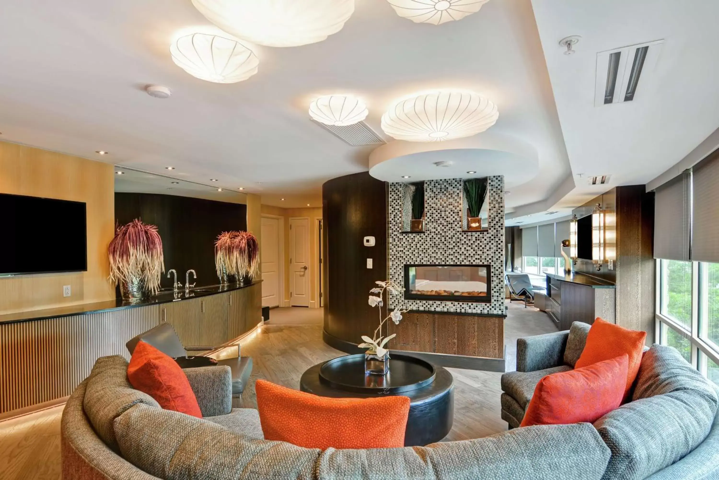 Living room, Lobby/Reception in Hampton Inn & Suites Crabtree