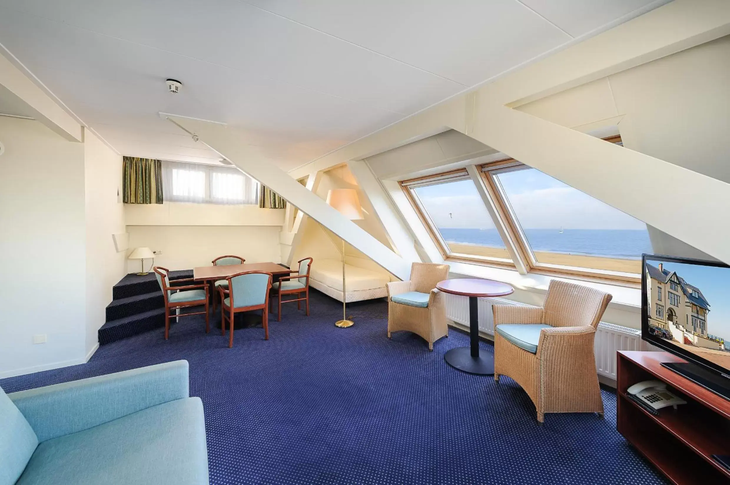 Living room, Seating Area in Boulevard Hotel Scheveningen