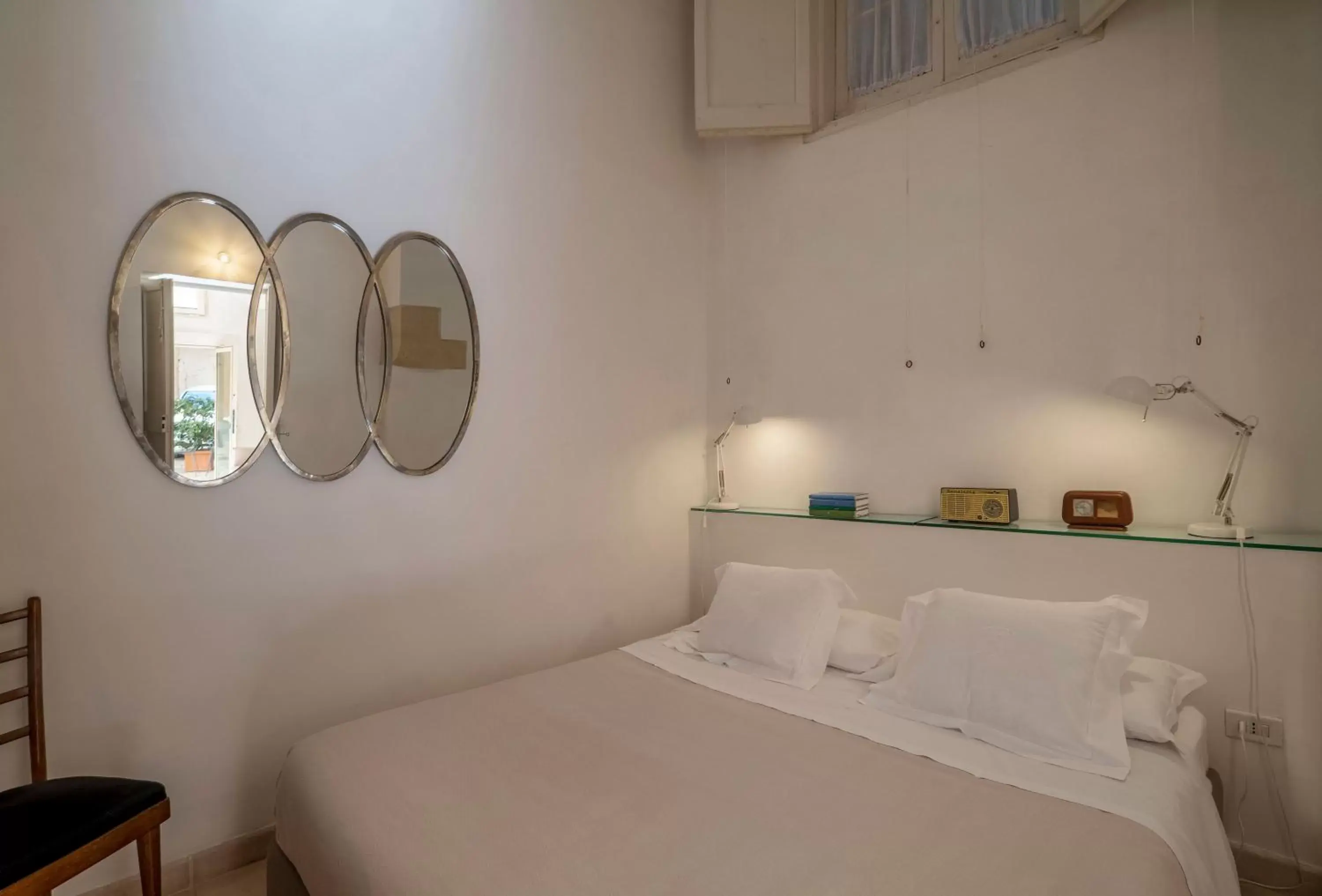 Bed in B&B Corte Dei Romiti - Suites & Apartments SIT