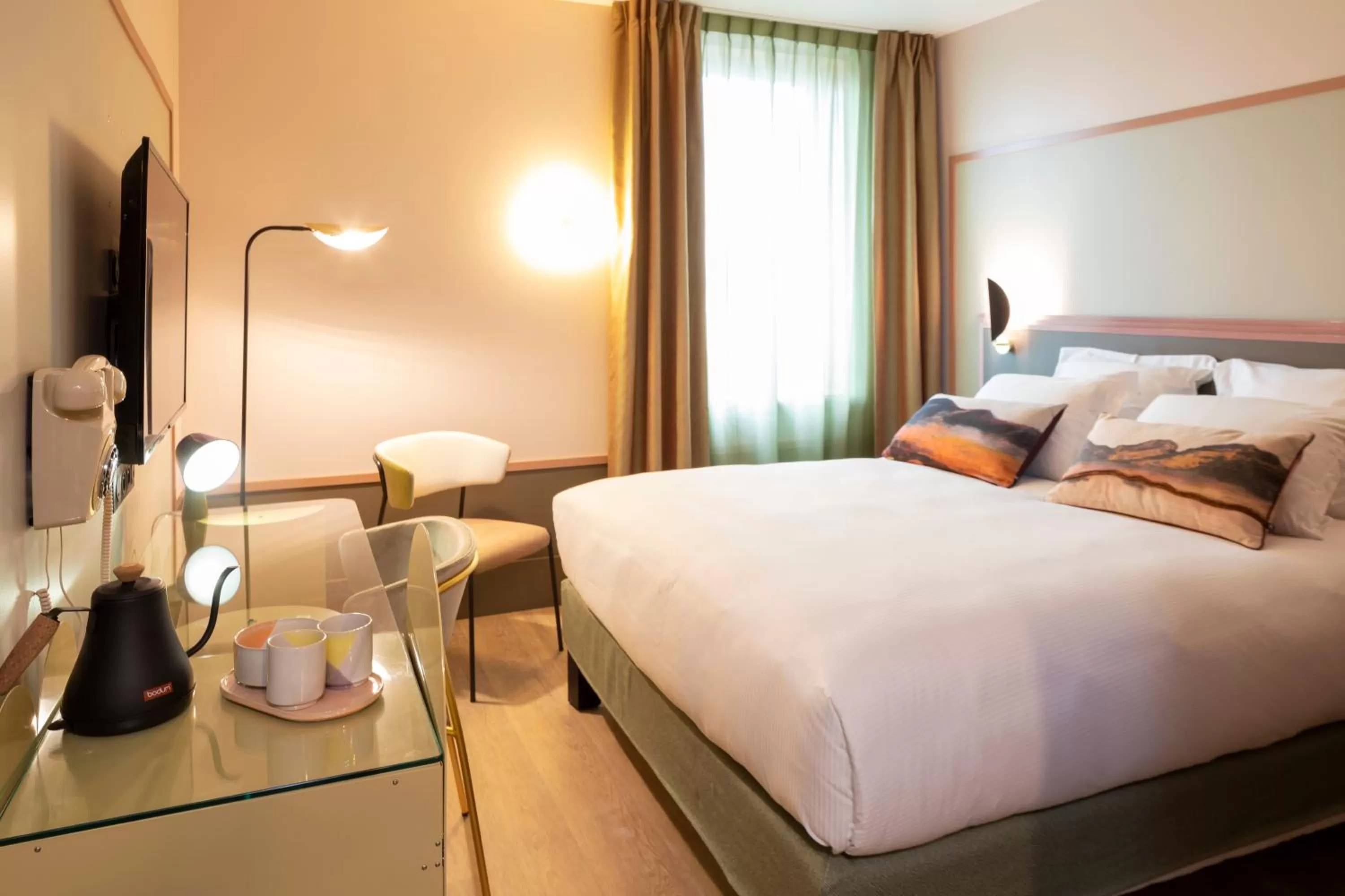Bed in Aiden by Best Western Clermont-Ferrand Hotel & Spa