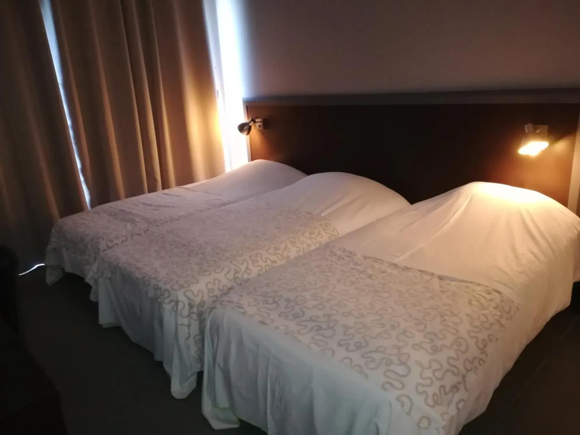 Bed in Hôtel Saint Roch