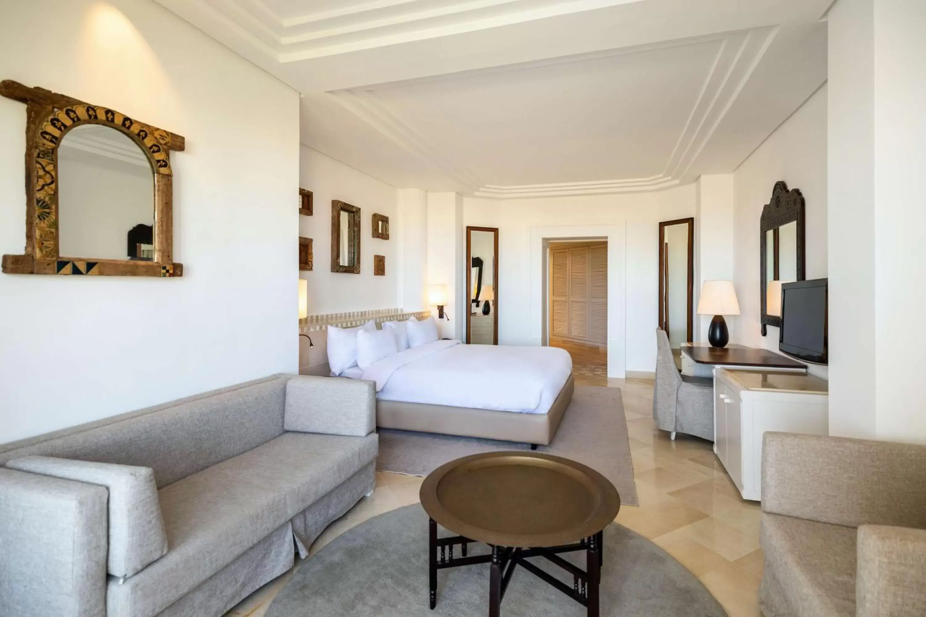 Bedroom, Seating Area in Radisson Blu Palace Resort & Thalasso, Djerba