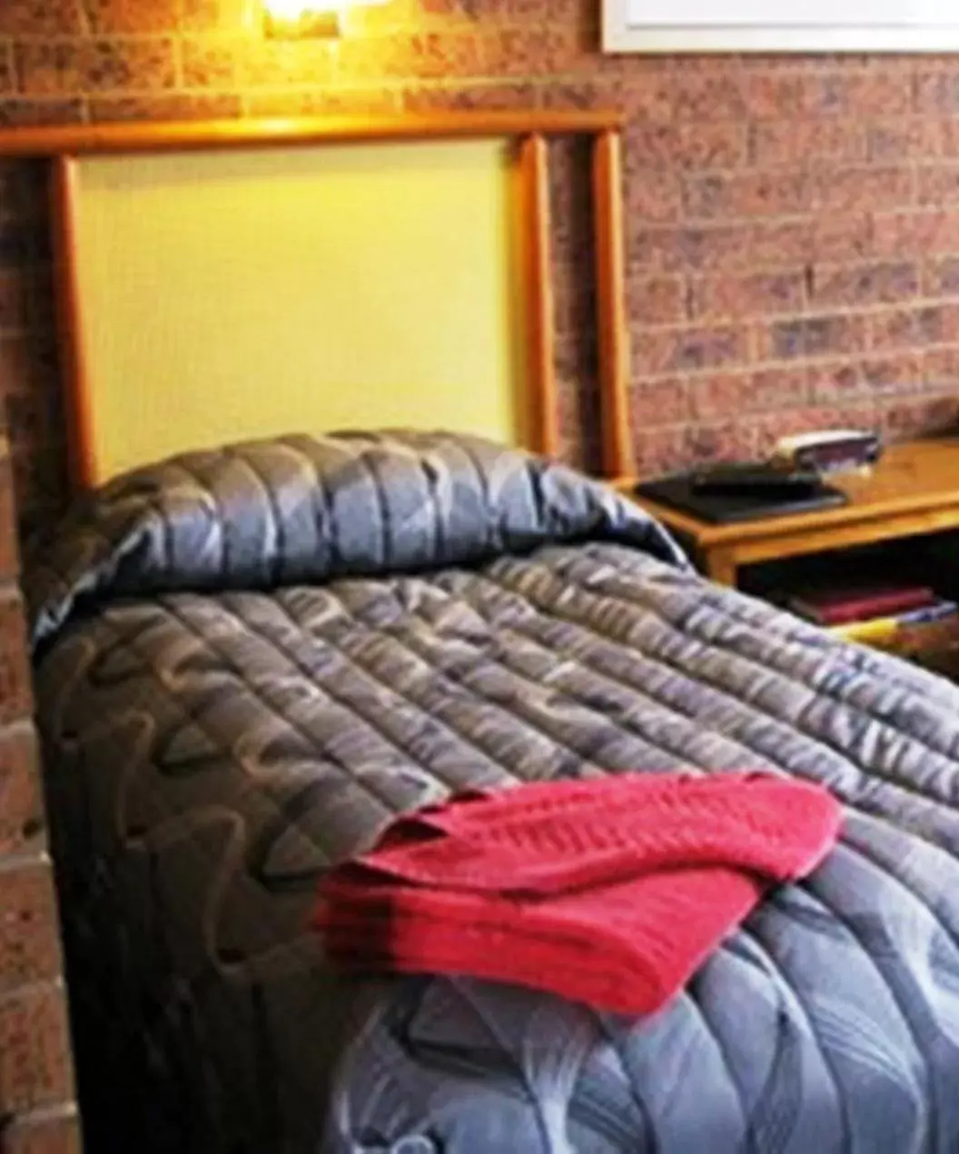 Bed, Bunk Bed in The Wayfarer Motel