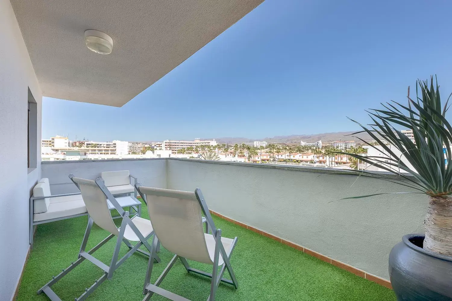 Balcony/Terrace in Hotel LIVVO Anamar Suites