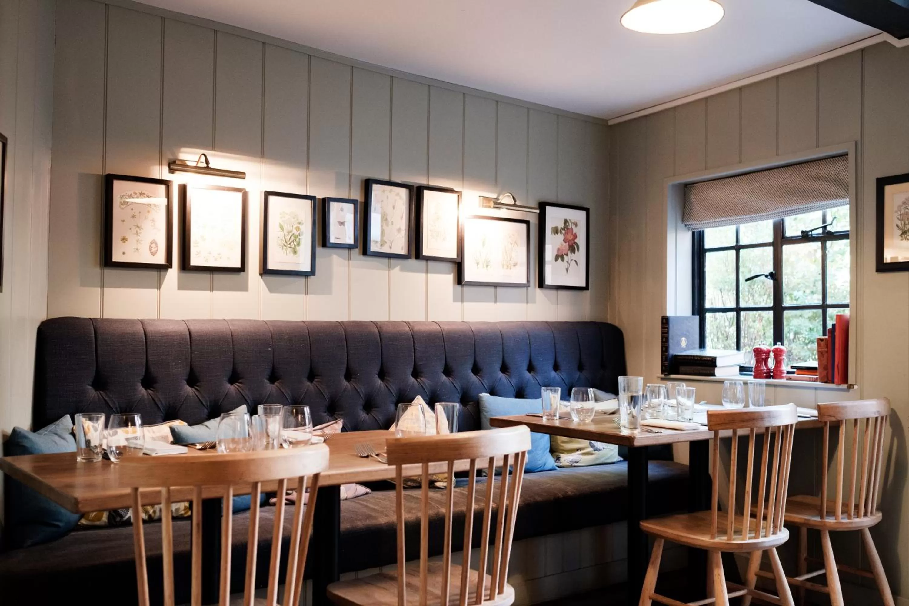 Restaurant/places to eat in Bel and The Dragon-Kingsclere