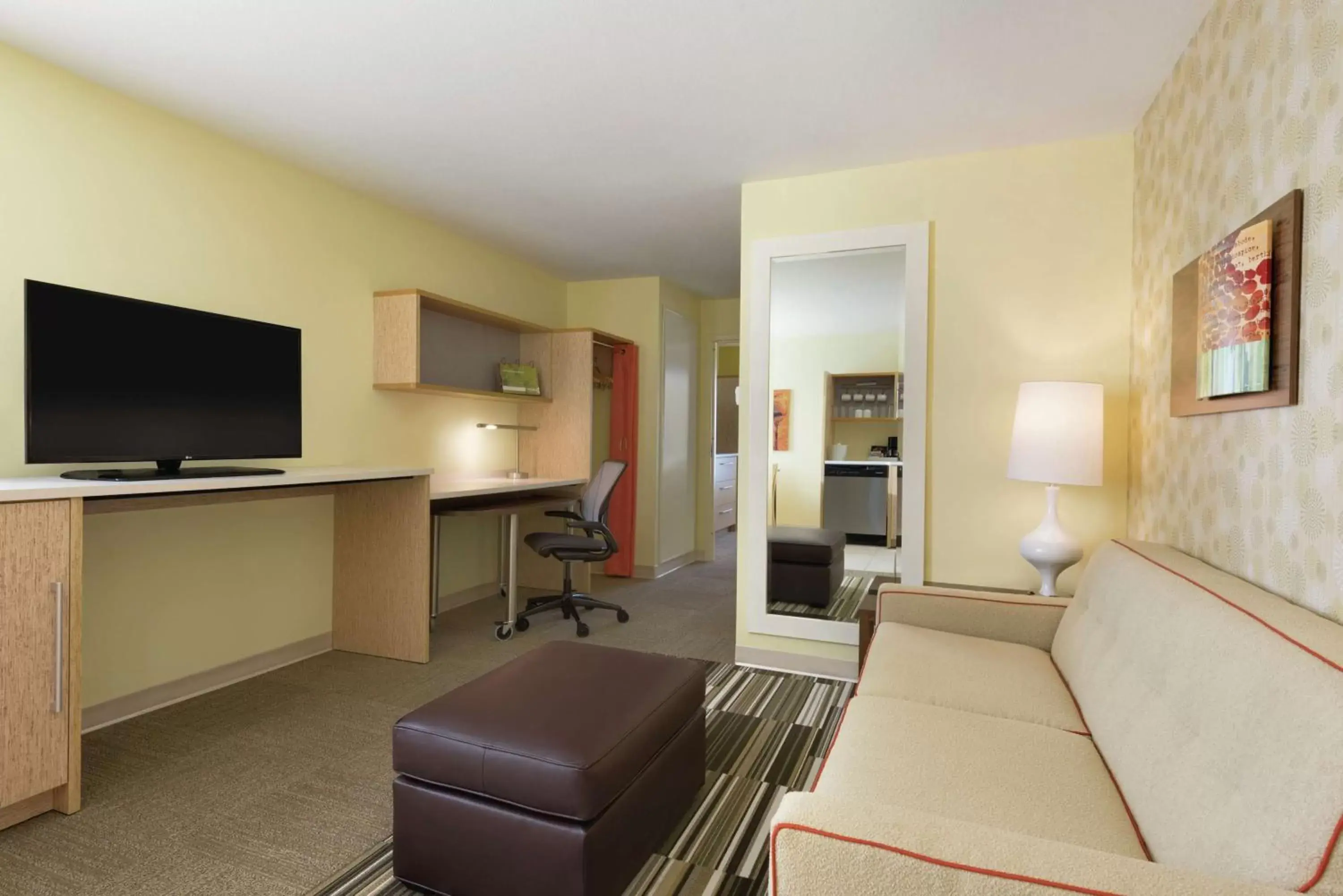 Bedroom, Seating Area in Home2 Suites by Hilton Atlanta South/McDonough