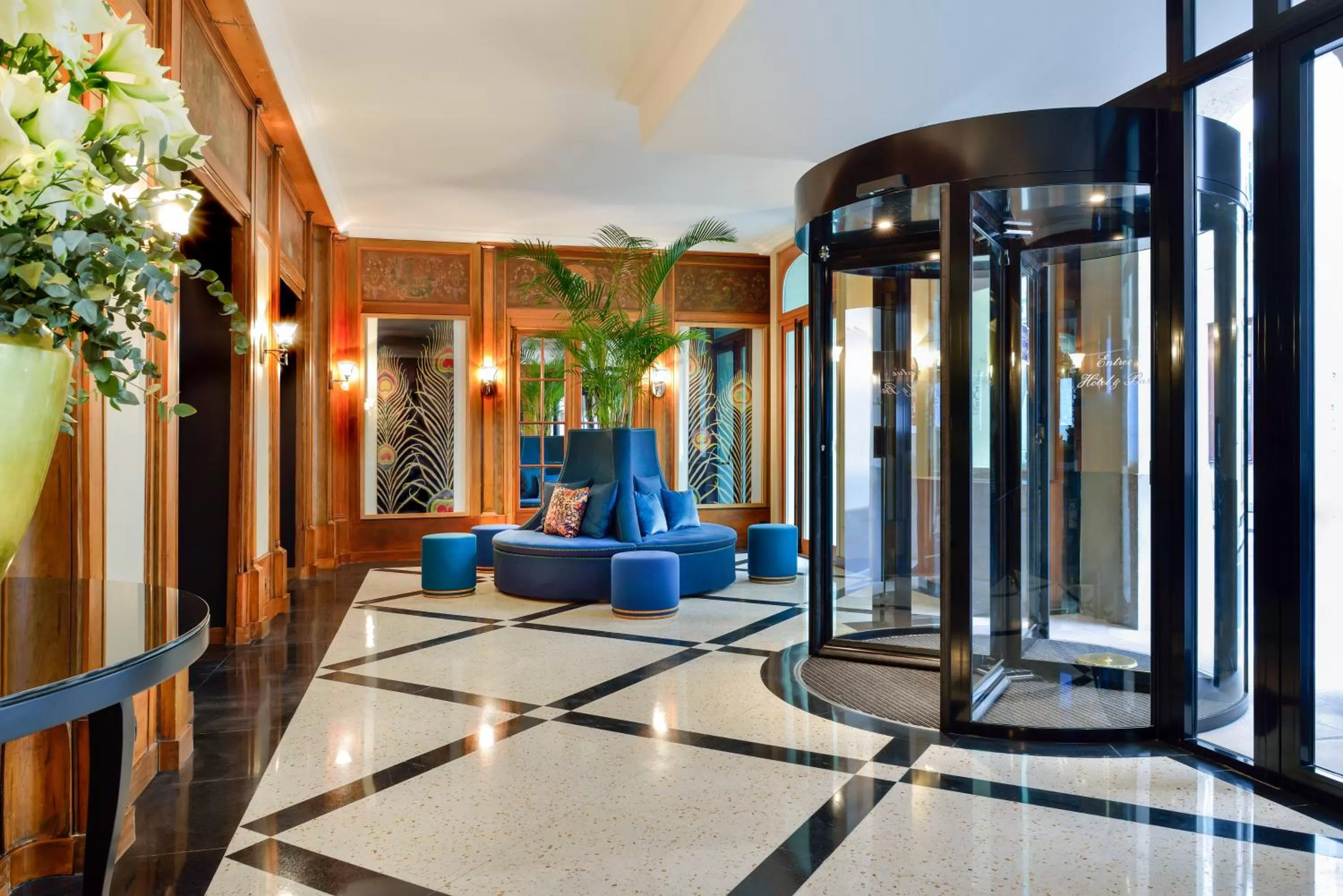 Lobby or reception in l'Echiquier Opéra Hotel Paris - MGallery Collection